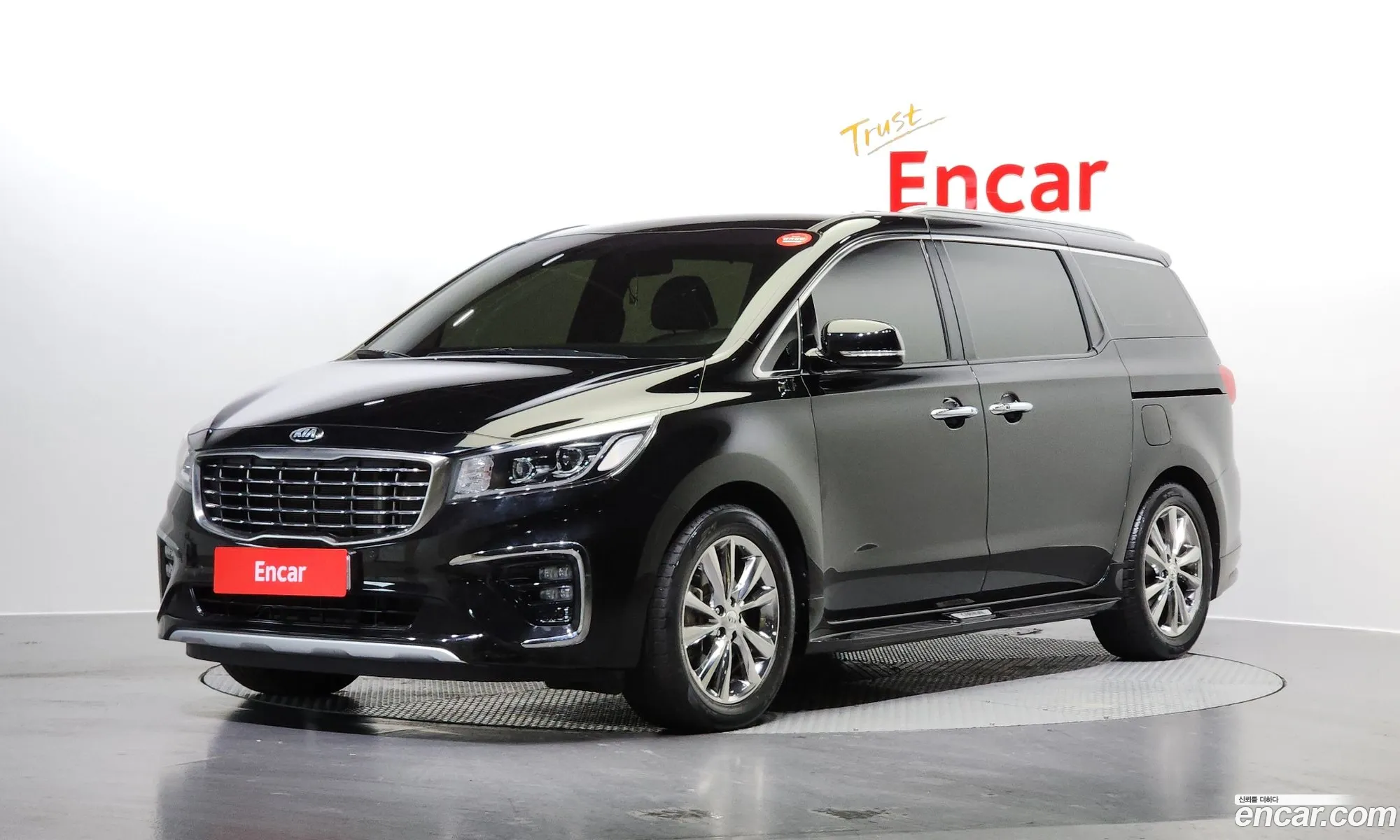 The New Carnival 9 -Seater Noblesse - фотография 11398977