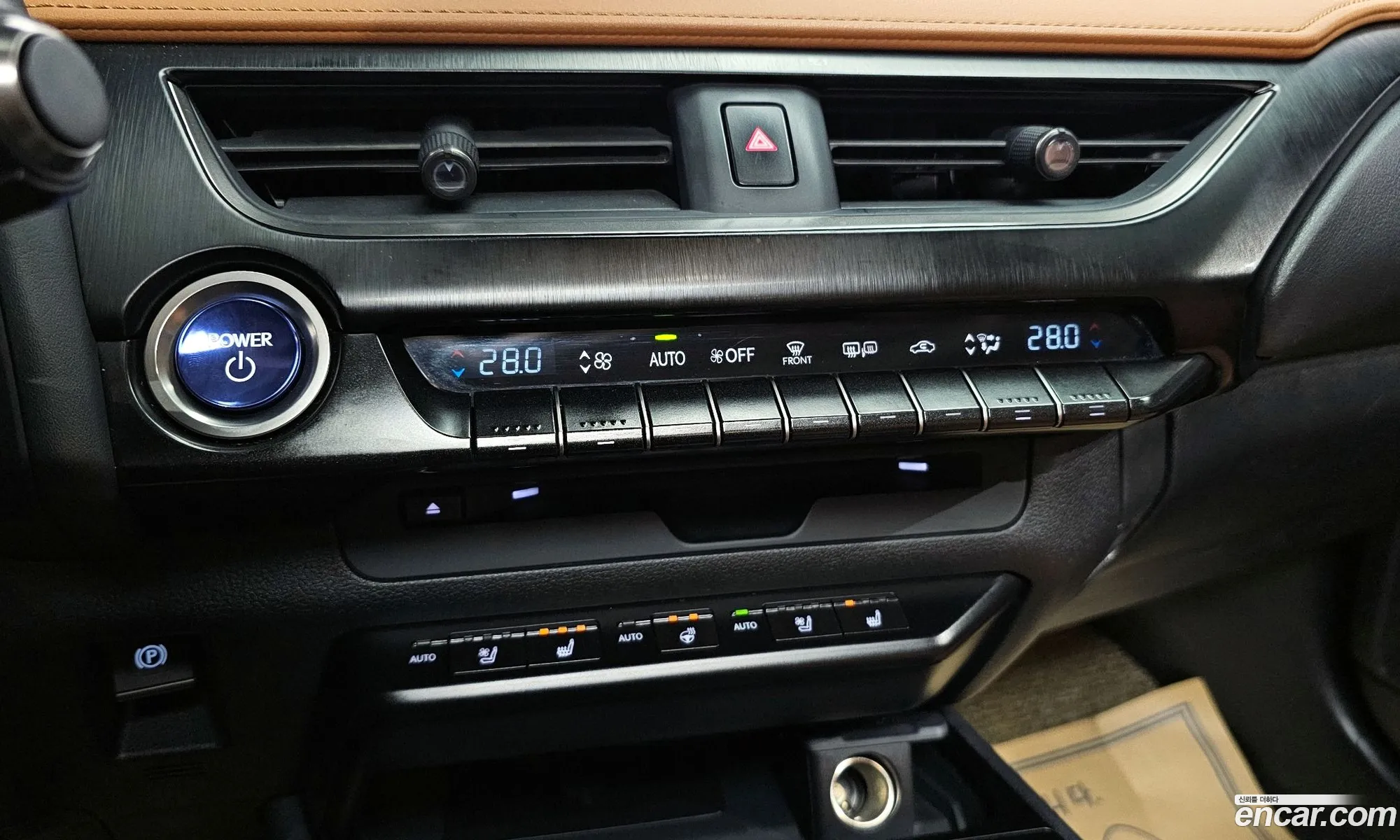 Ux250H 20 Awd - фотография 4721196