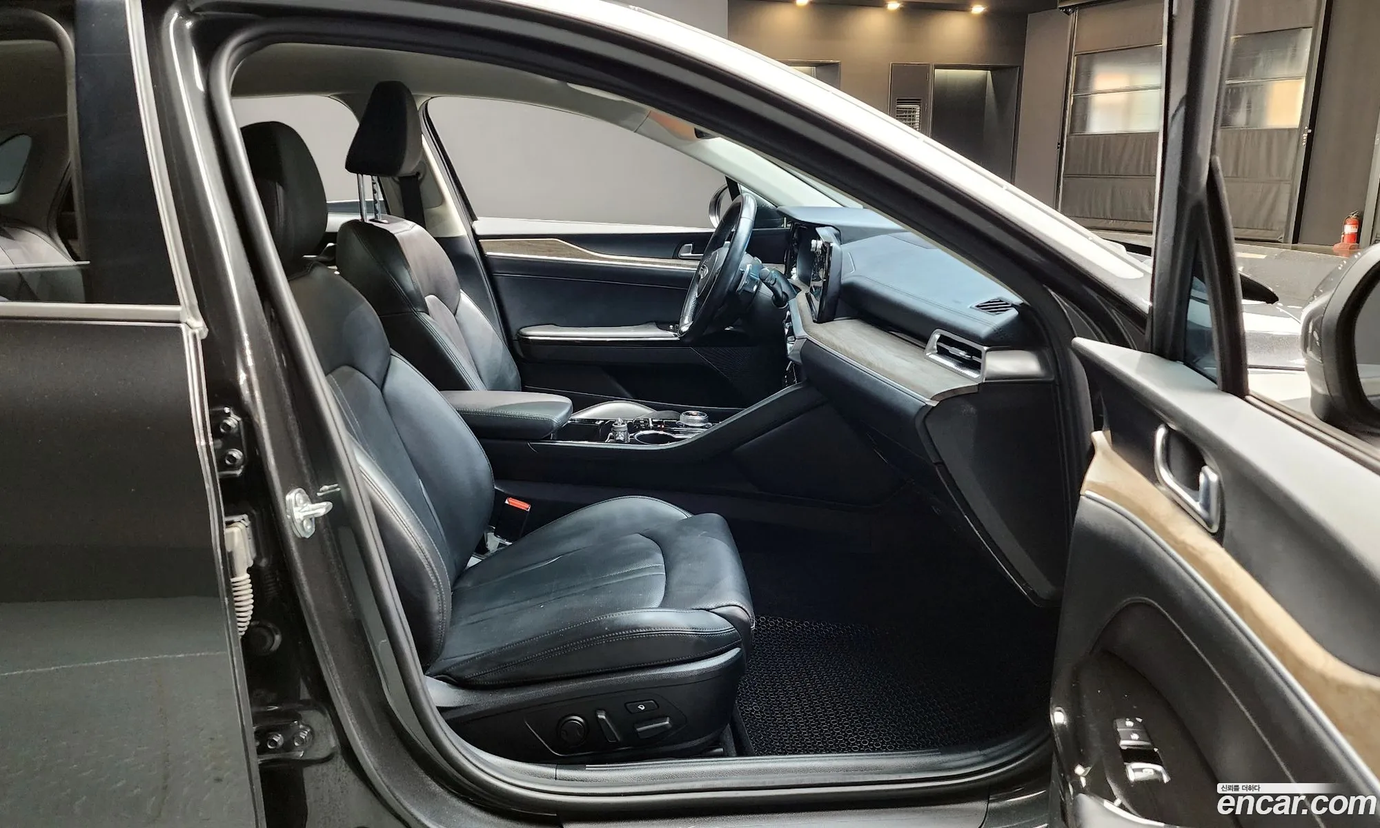 Korex Auto Trade - фотография 12330014