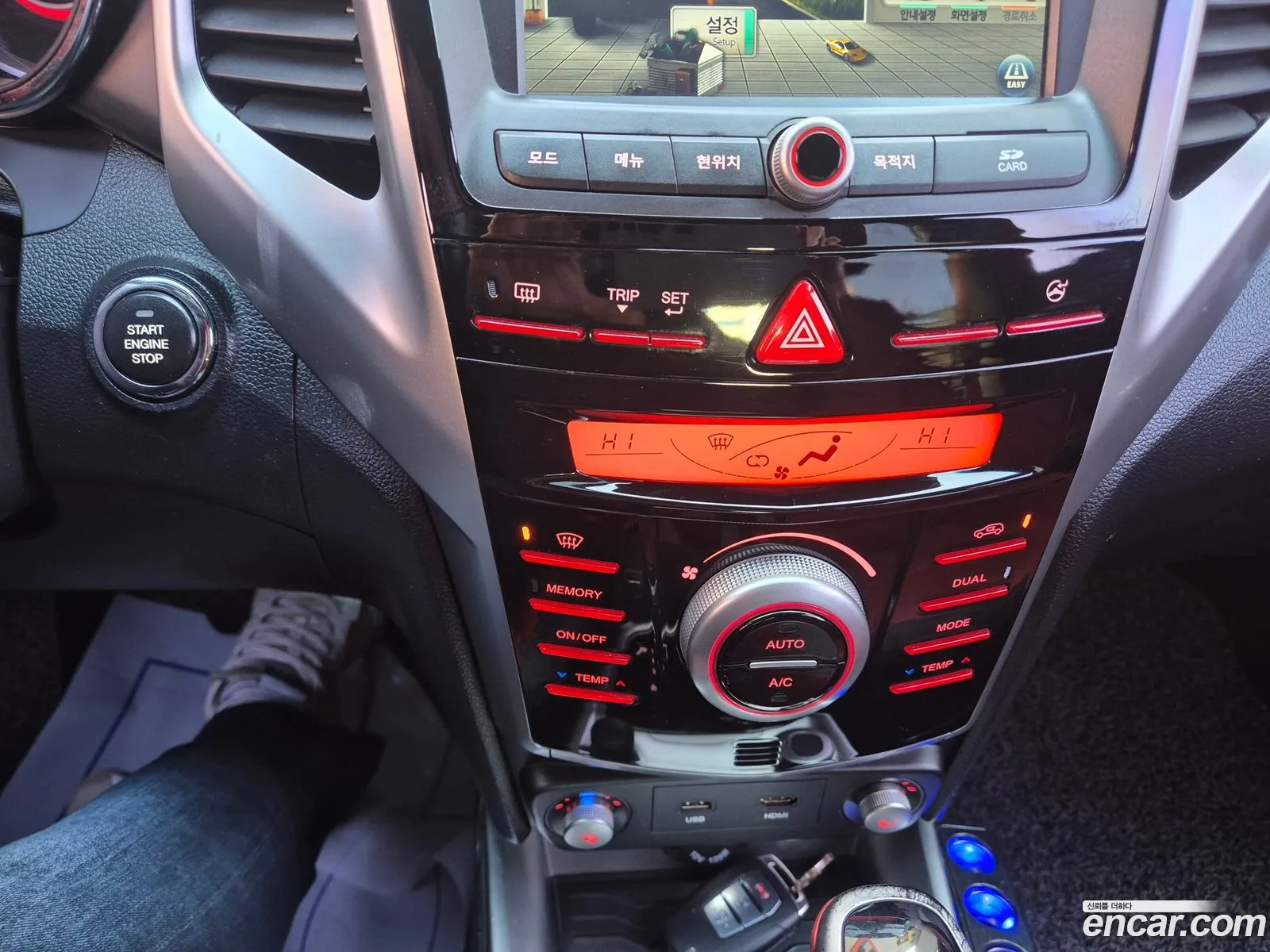 Ssangyong Tivoli Tivoli Lx 2Wd 2015 - фотография 16911783