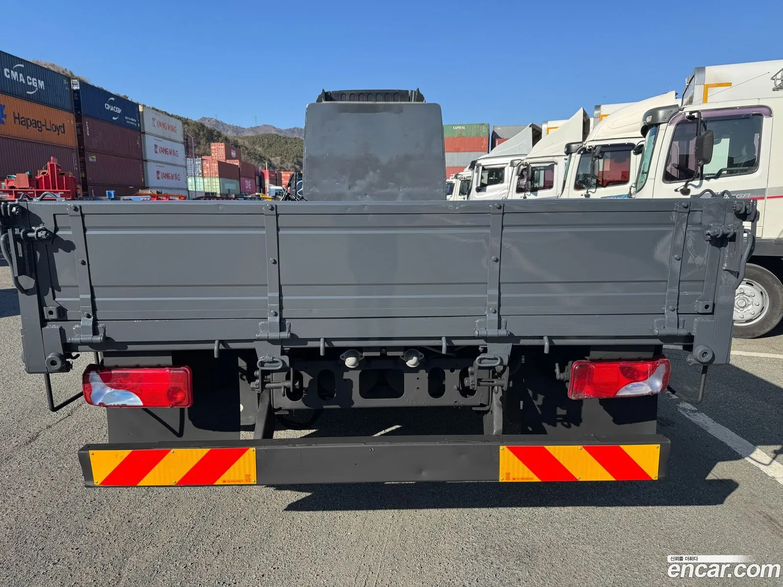 Prima Medium Truck Cargo Cargo Truck 75 Ton Royale - фотография 4590819