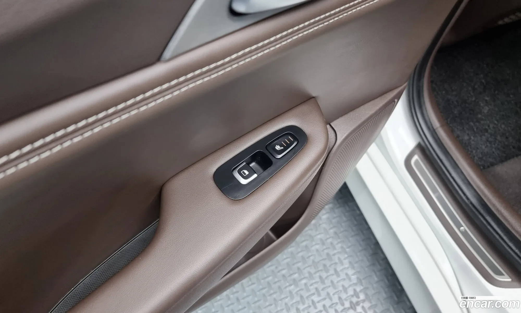 Kia Stinger 20 Turbo Awd 2019 - фотография 18714053