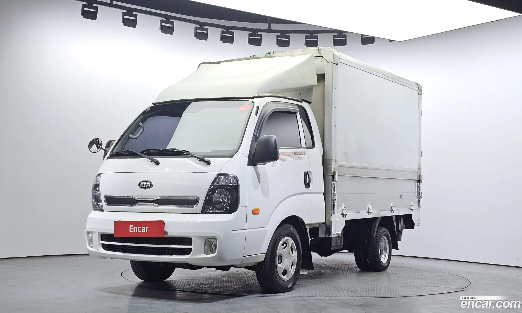 Grand Starex 3 -Seater Van Cvx Luxury - фотография 1762294