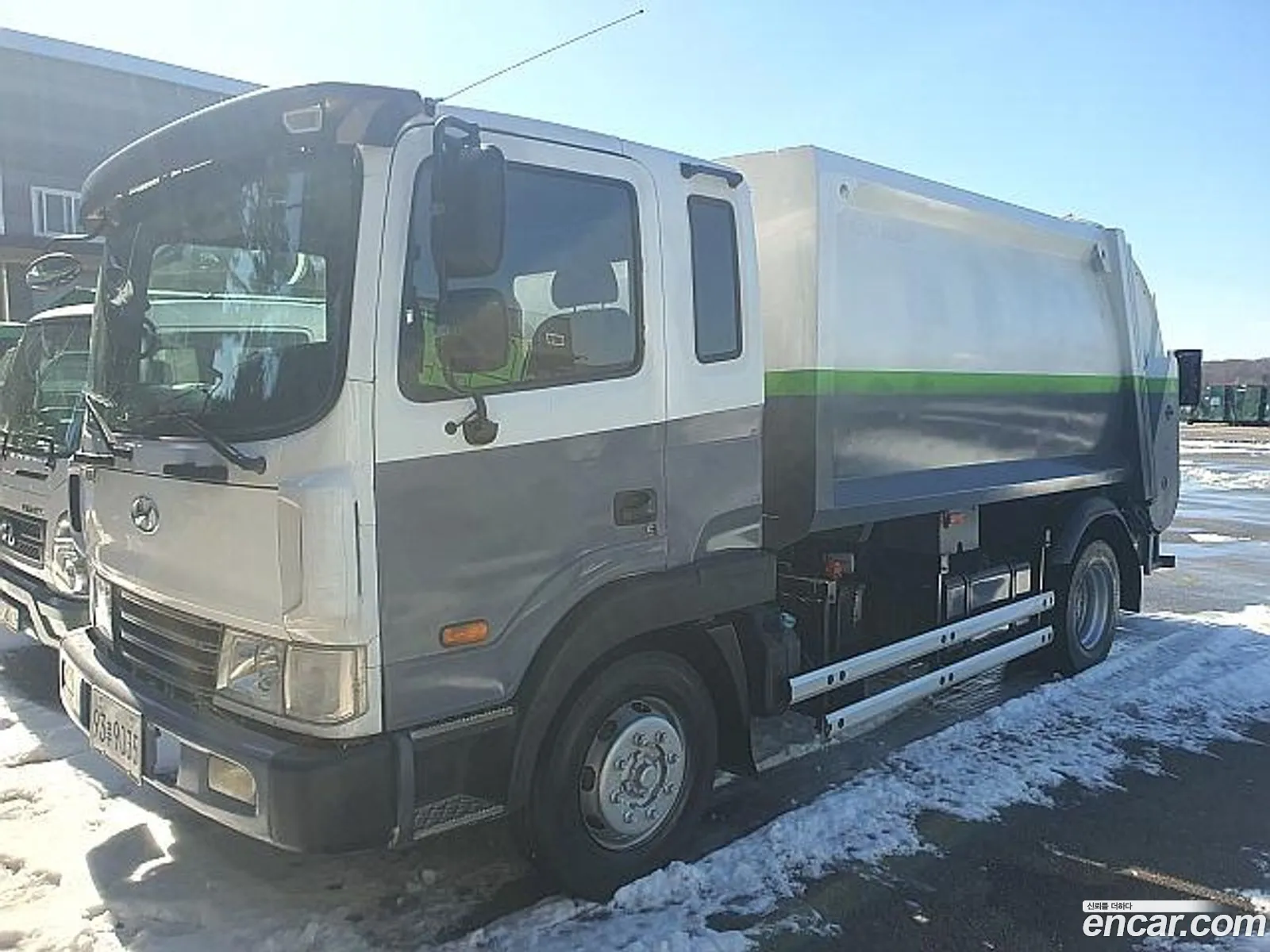 Mega Truck Pressing Dog 5 Ton Gold - фотография 4864947