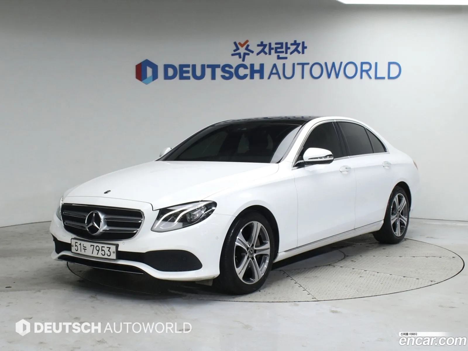 Mercedes-Benz E-Klasse E300 Avantgarde 2018 - фотография 4825500