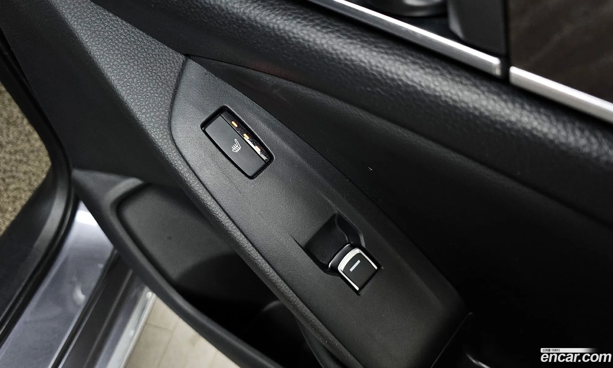 Accord 10G 20 Hybrid Touring - фотография 2026526