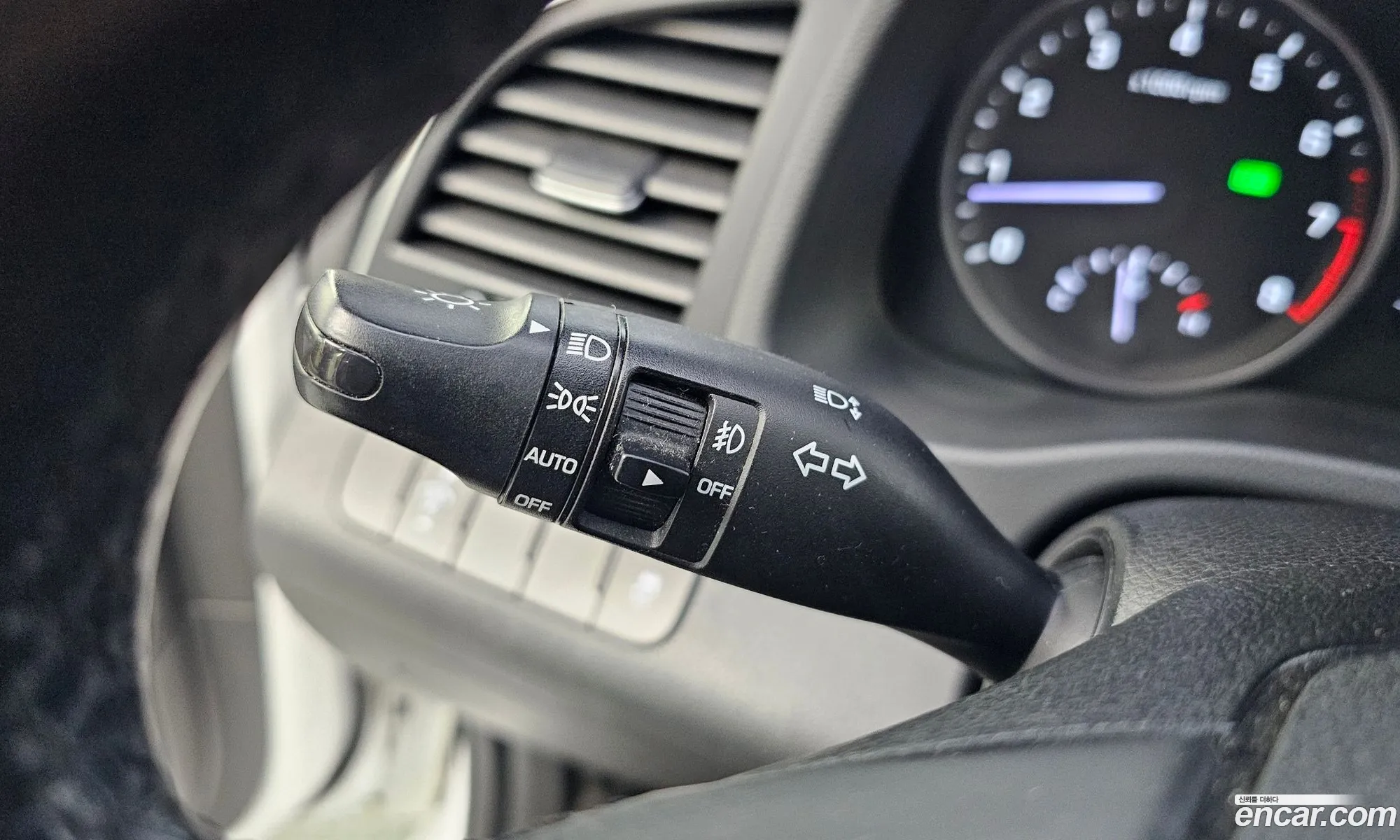 Avante Ad 16 Lpi Smart Rent -A -Car - фотография 1130327