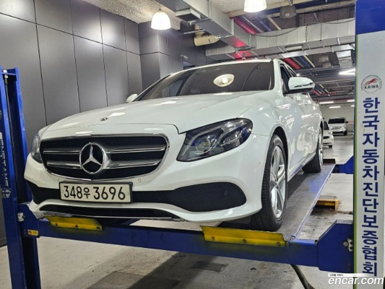 E-Class W213 E220D 4Matic Avant-Garde - фотография 17702493