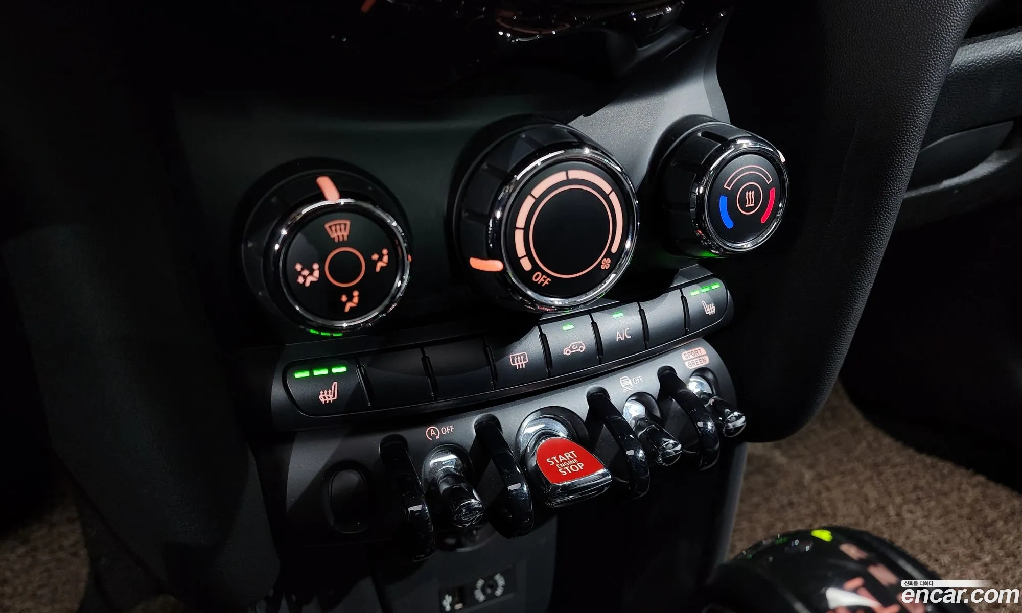 Cooper D 5 Door Basic 3Rd Generation - фотография 5864028