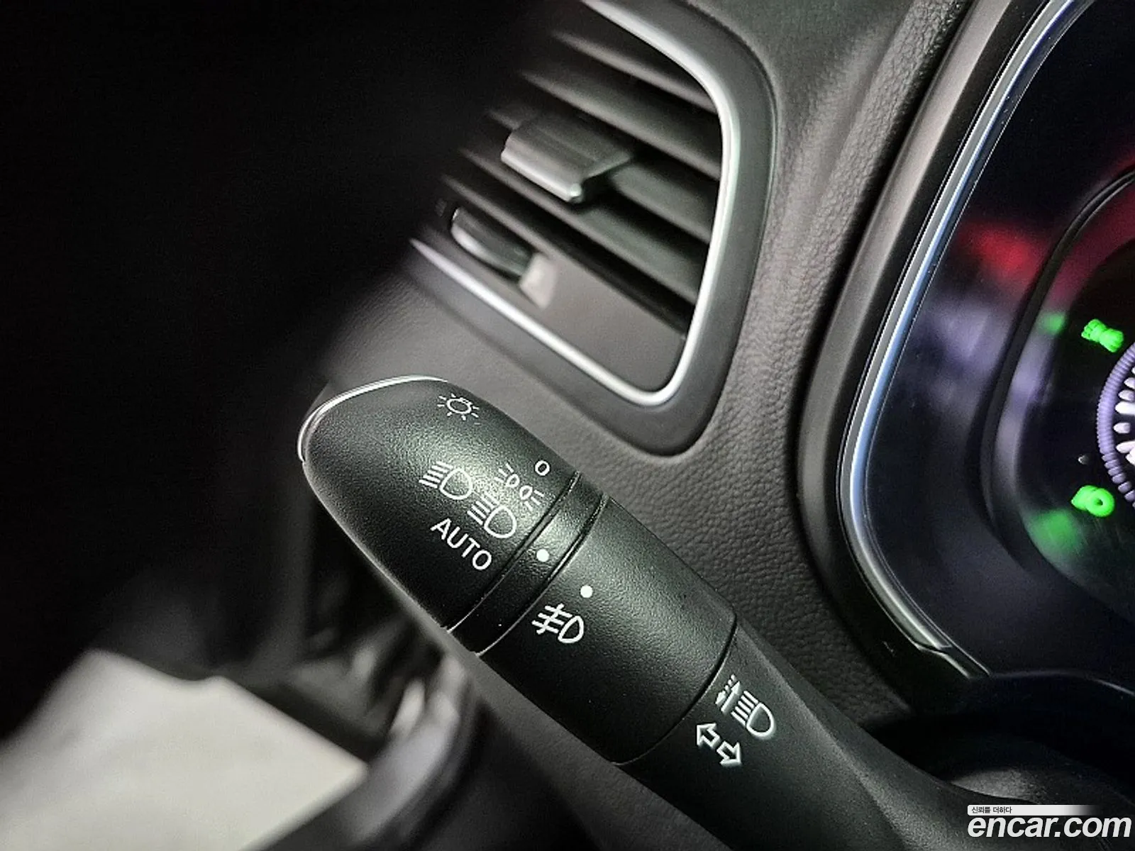 Renault Samsung Qm6 20 Lpe Se 2Wd 2019 - фотография 14839243