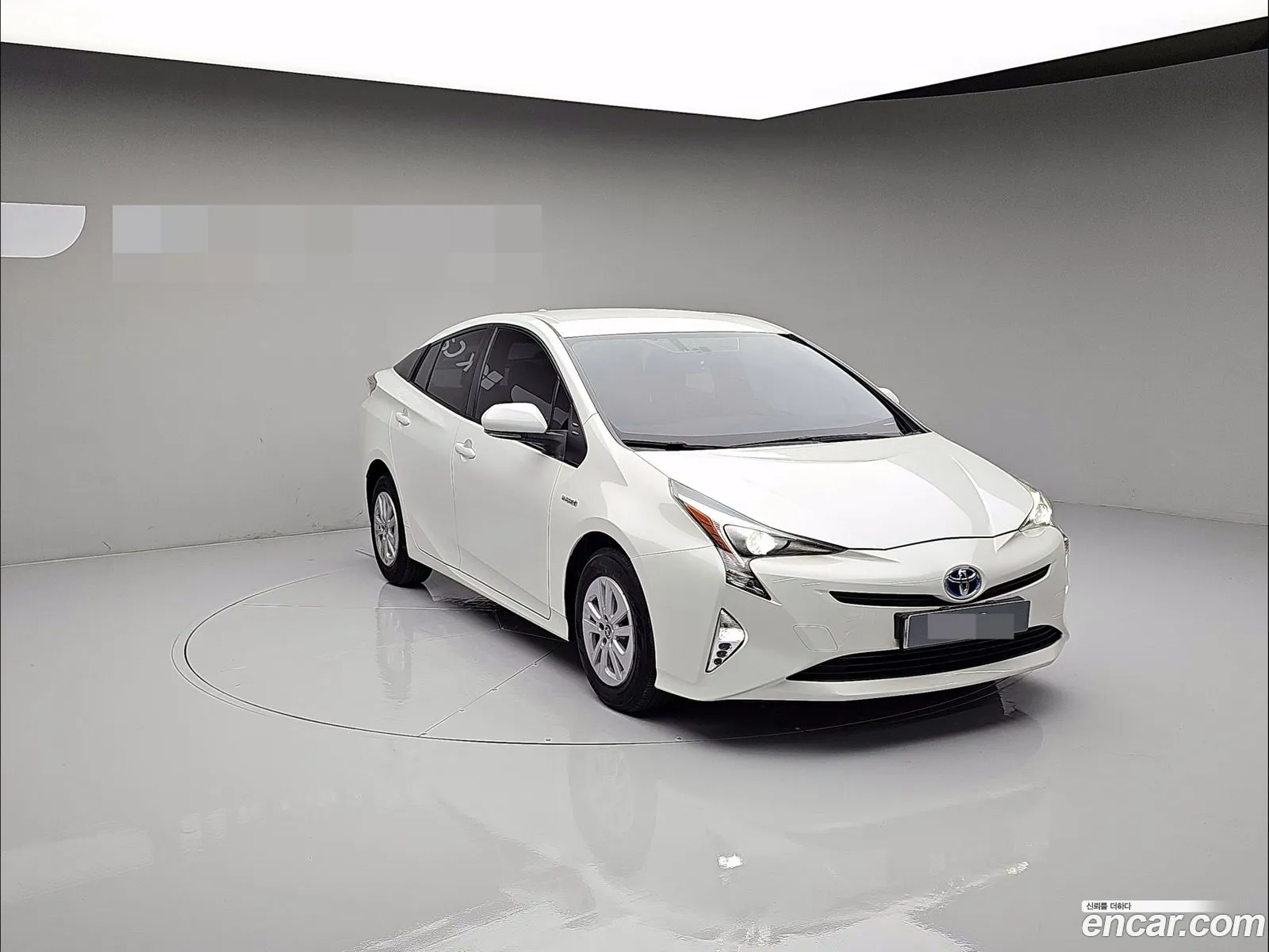 Toyota Prius Iv Xw50 18 E 2017 - фотография 4627369