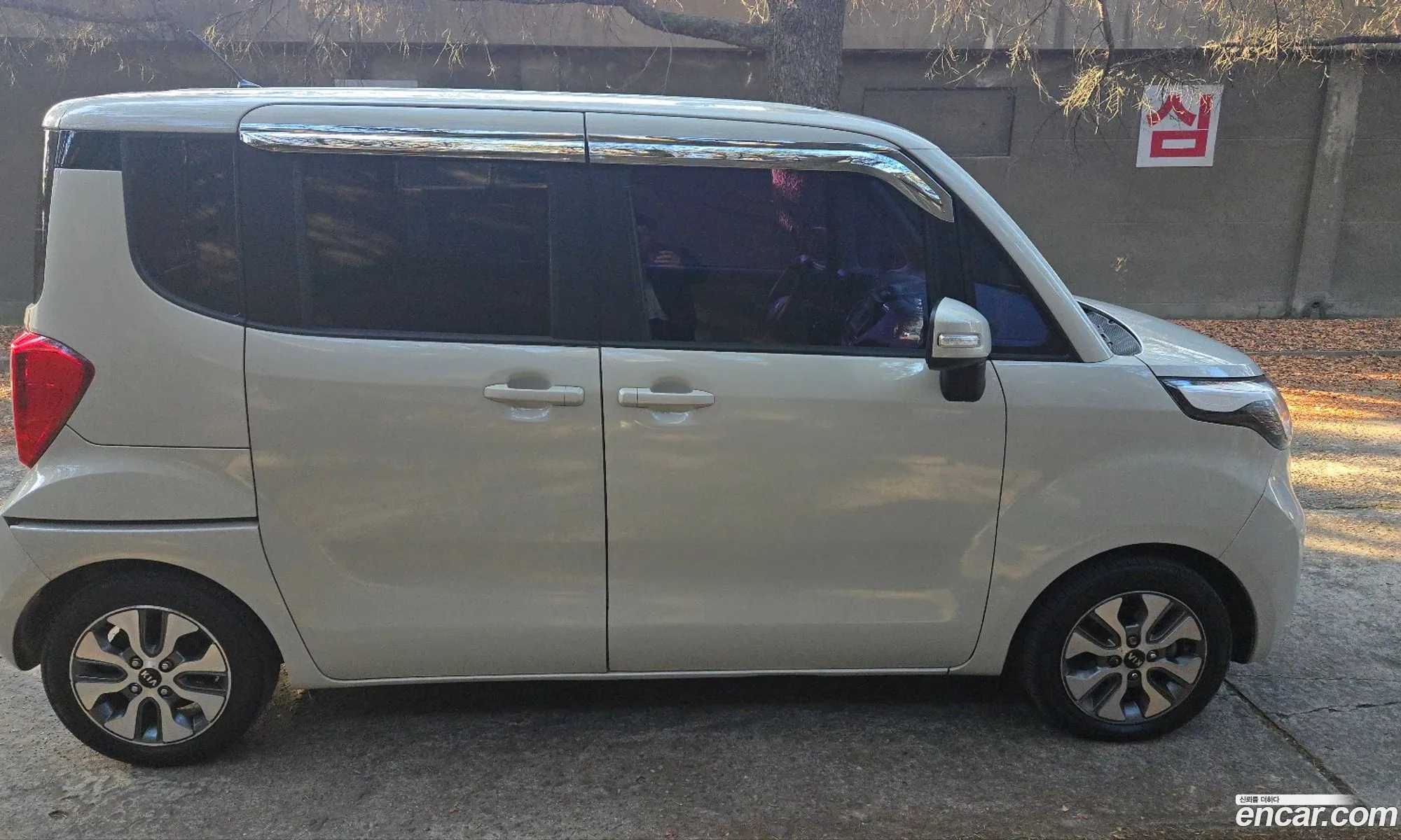 Kia Ray Luxury Bi-Fuel 2013 - фотография 17865206
