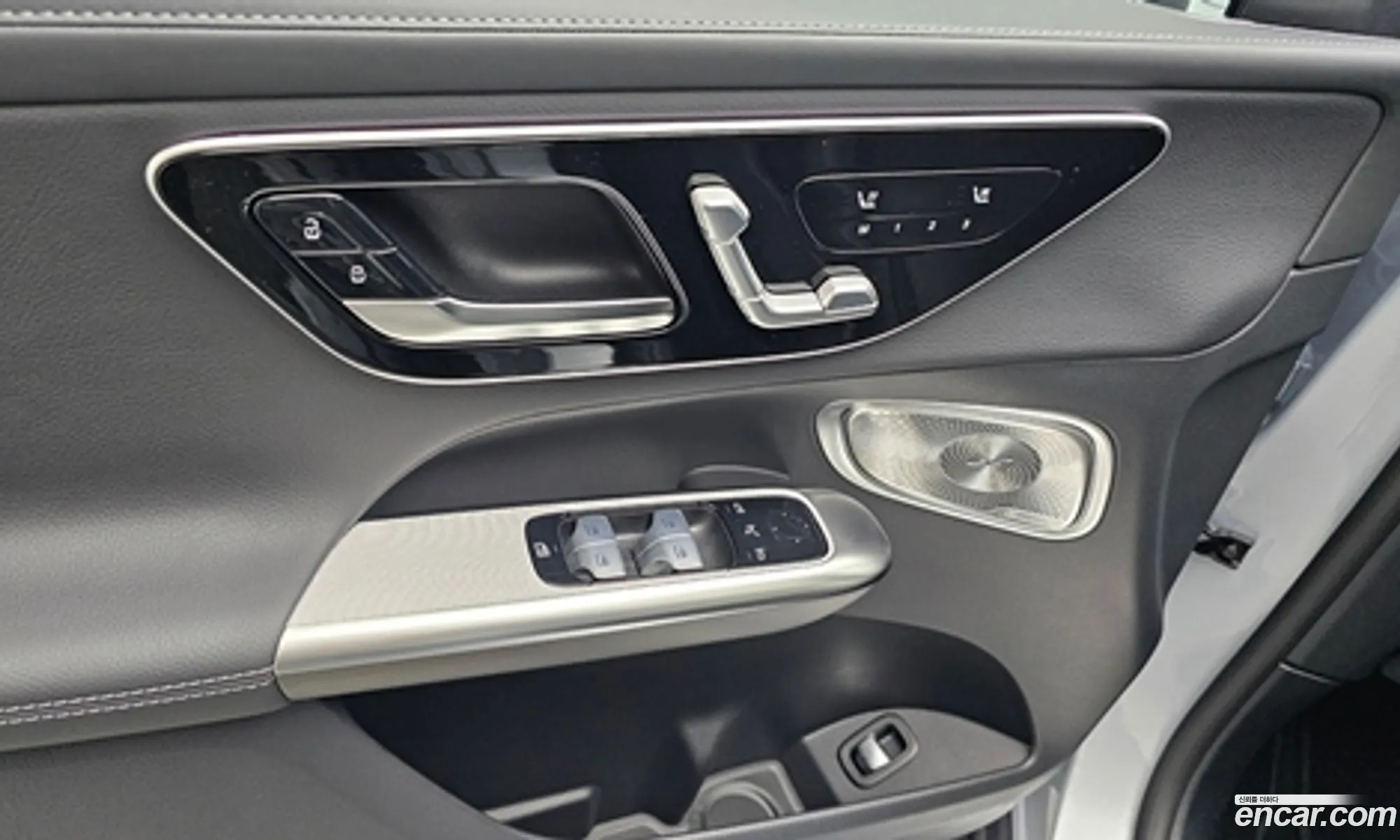 Mercedes-Benz Glc Glc300 4Matic Coupe 2024 - фотография 3150192