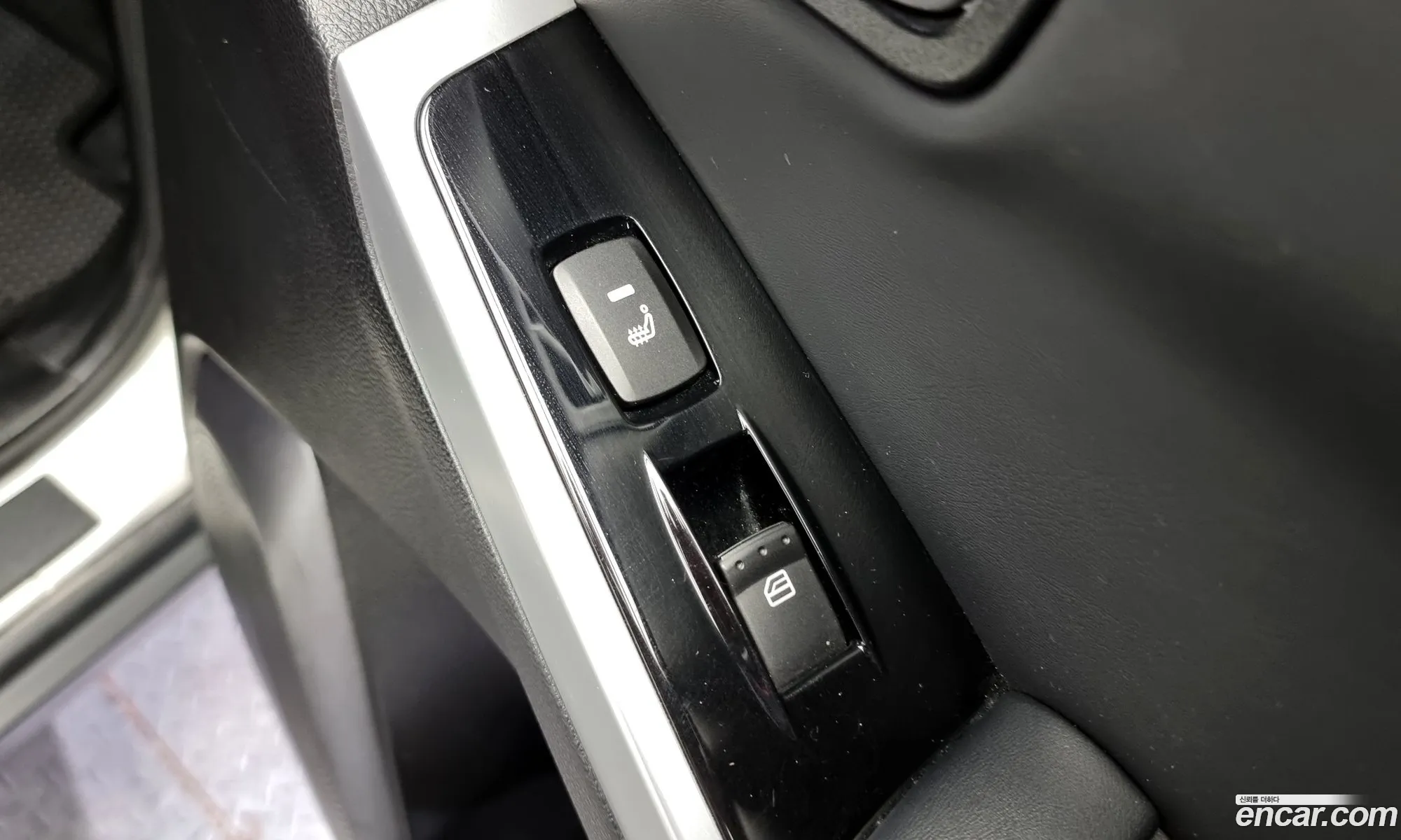 New Korando C 20 Cvt 2Wd High -End Type - фотография 15786511