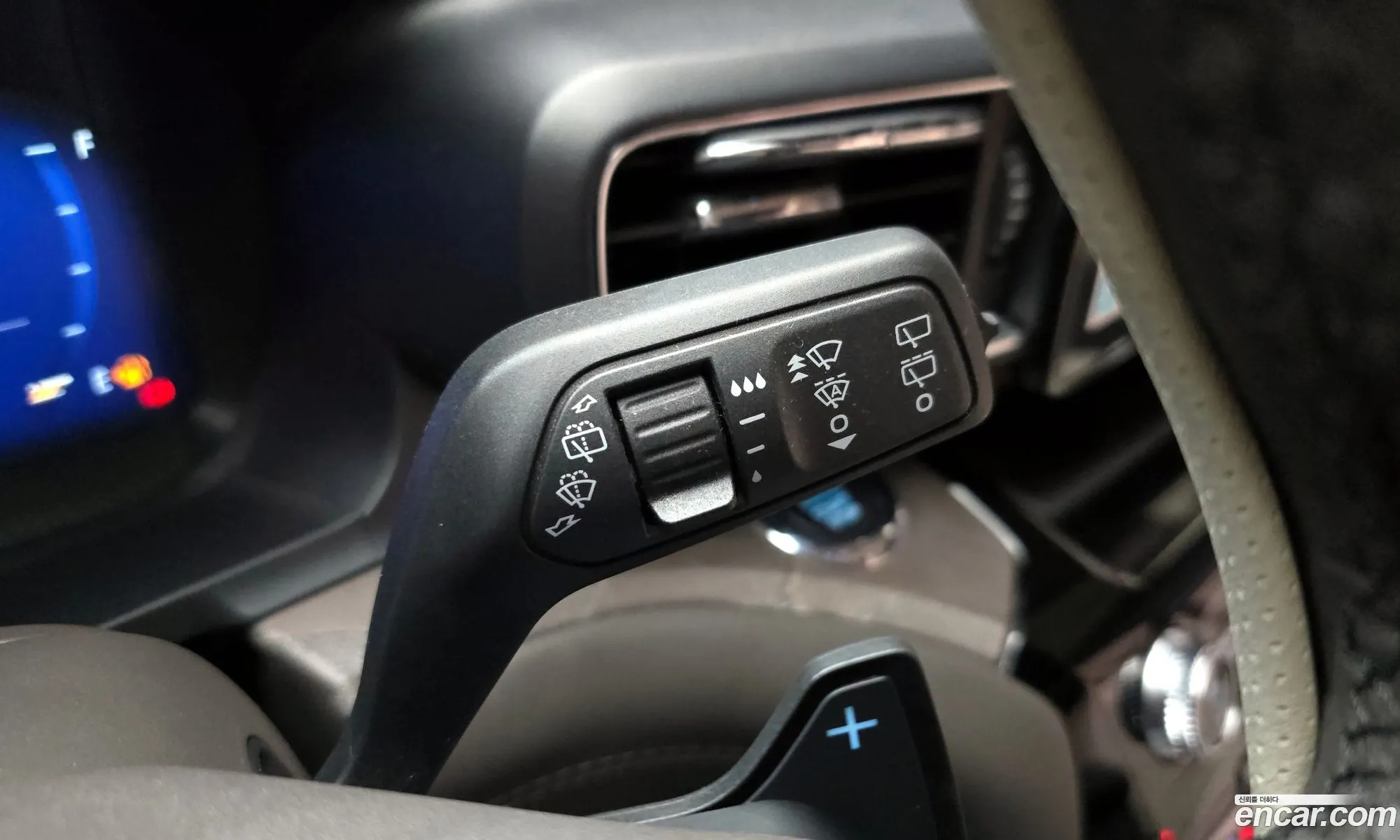Ford Explorer 30 Platinum 4Wd 2021 - фотография 1094250
