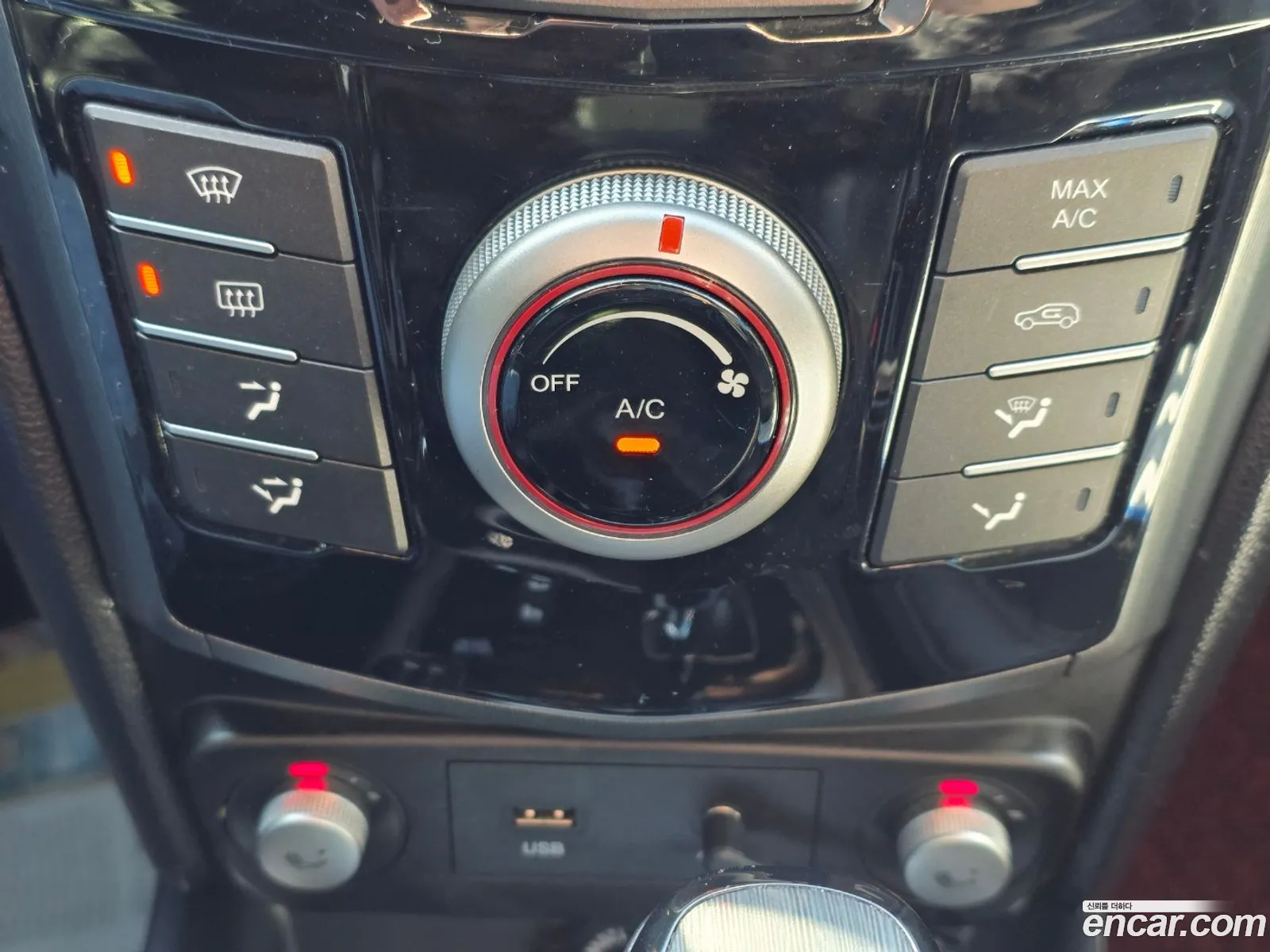 Ssangyong Tivoli Vx 2Wd 2018 - фотография 15739509