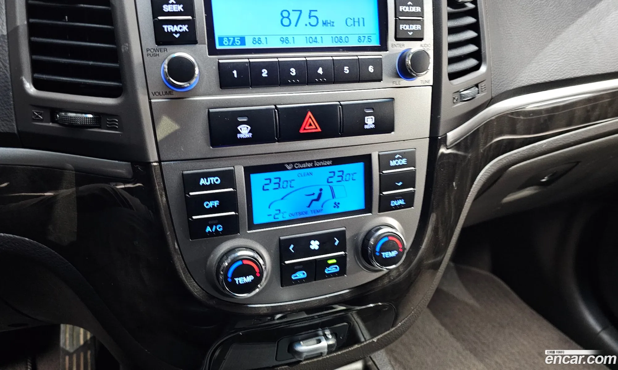 Santa Fe Cm 2Wd 20 E-Vgt Mlx Luxury - фотография 20222479