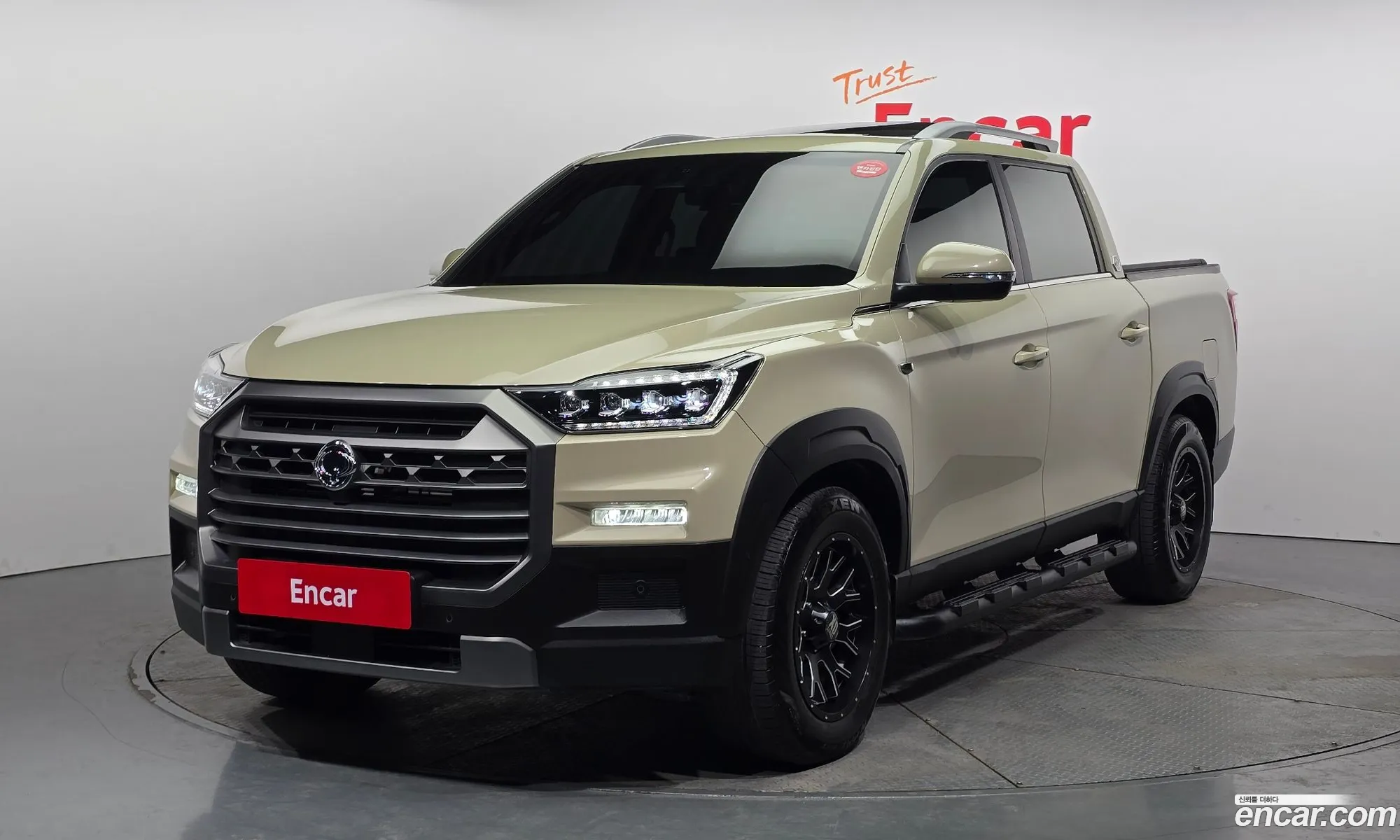 The New Rexton Sports Diesel 22 4Wd Cool Men Prestige - фотография 18776010