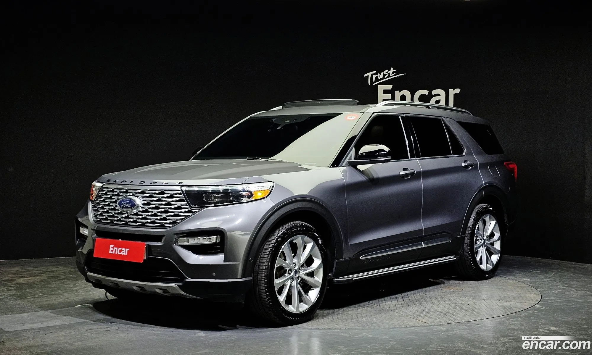 Explorer 6Th Generation 30 Platinum 4Wd - фотография 1070535