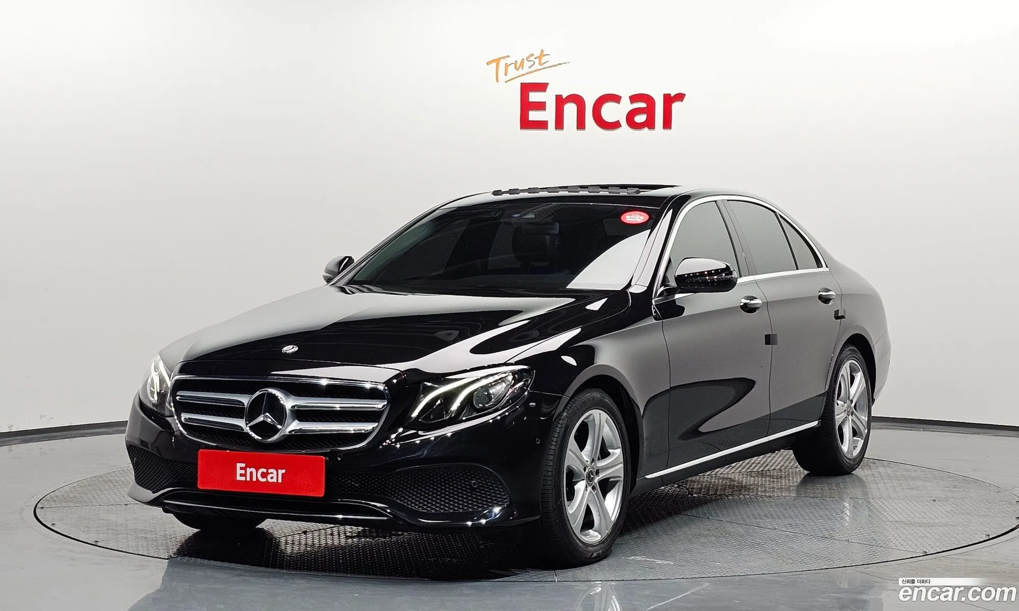 E-Class W213 E200 Avant-Garde - фотография 2337882