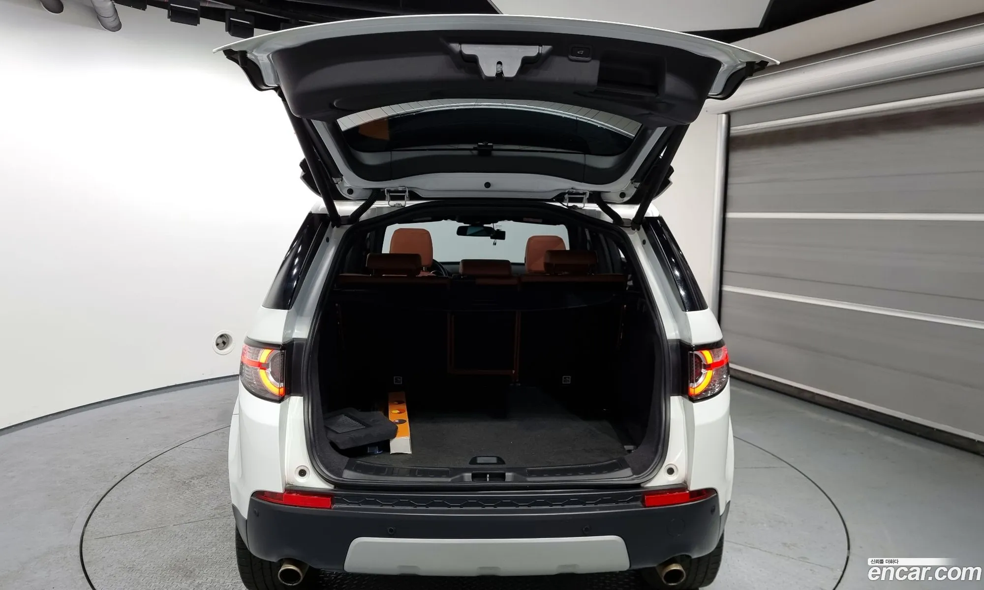 Discovery Sports 20 Td4 Hse Luxury - фотография 3525349