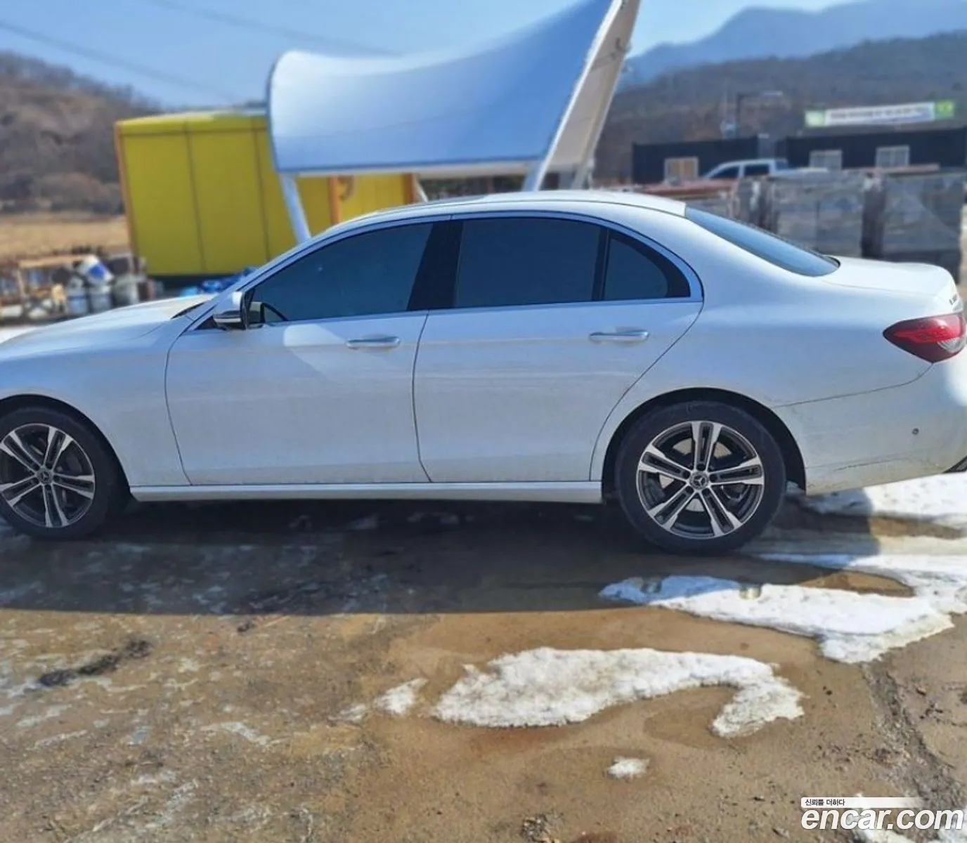 Mercedes-Benz E-Klasse E350 4Matic Avantgarde 2021 - фотография 2451745