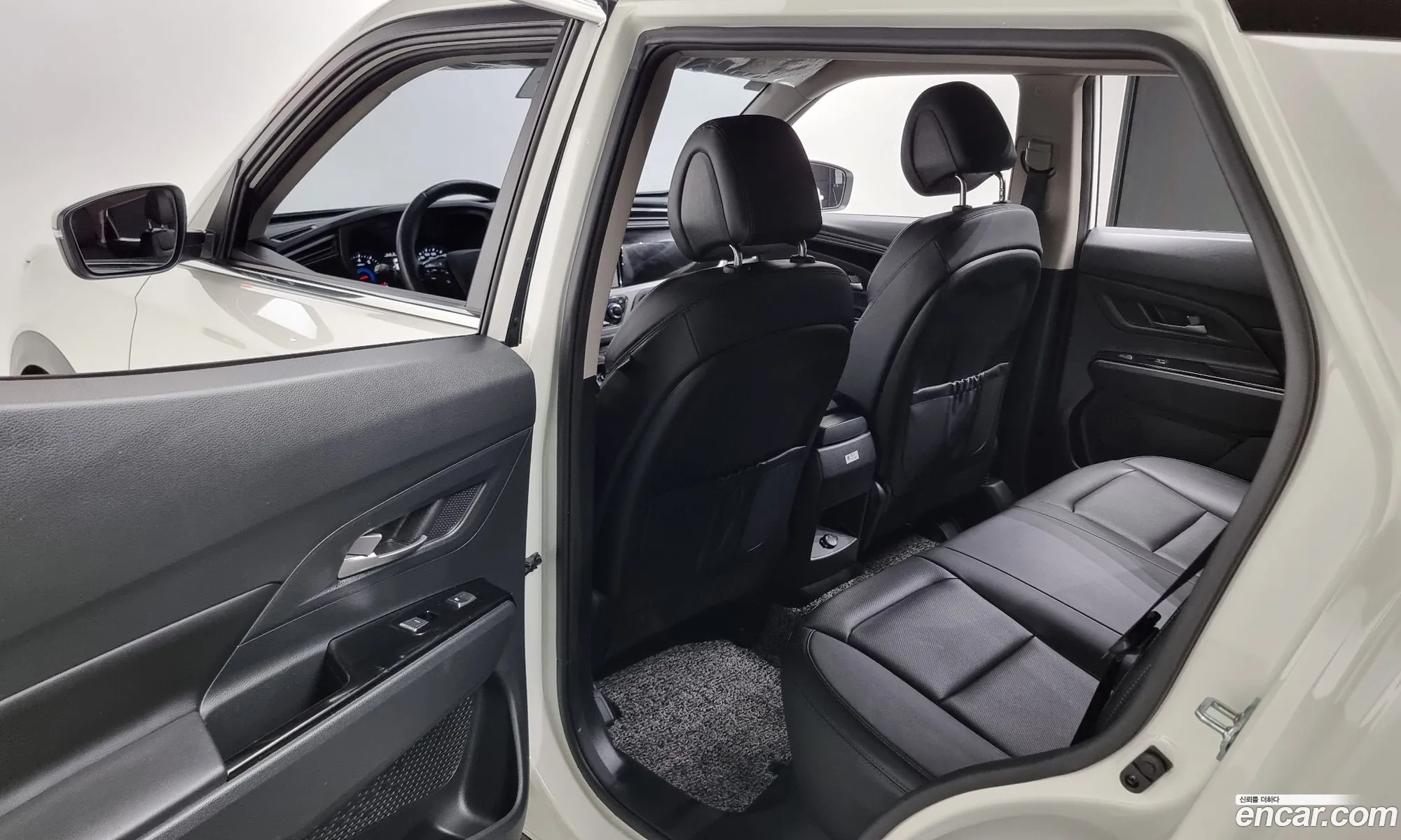 Beauty Pool Korando Gasoline 15 2Wd C5 Plus - фотография 16608499