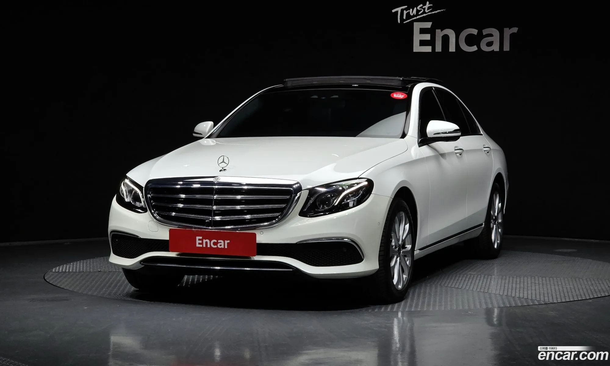 E-Class W213 E300 4Matic Exclusive - фотография 1912289