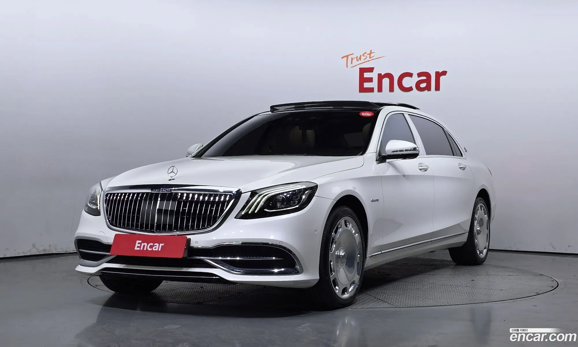 Mercedes-Benz S-Klasse Maybach S560 4Matic 2019 - фотография 1912276