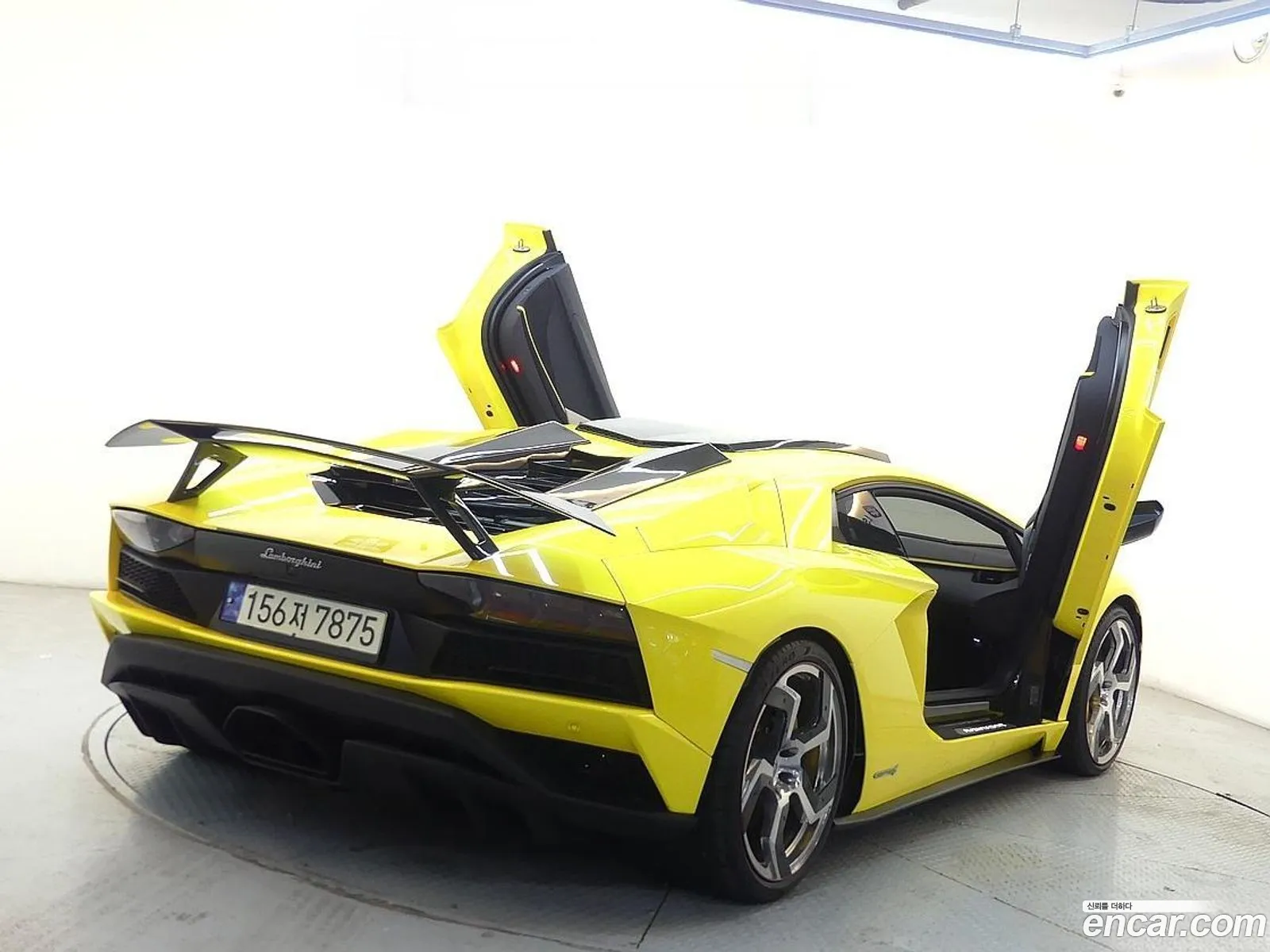 Aventador S Lp740-4 - фотография 871393