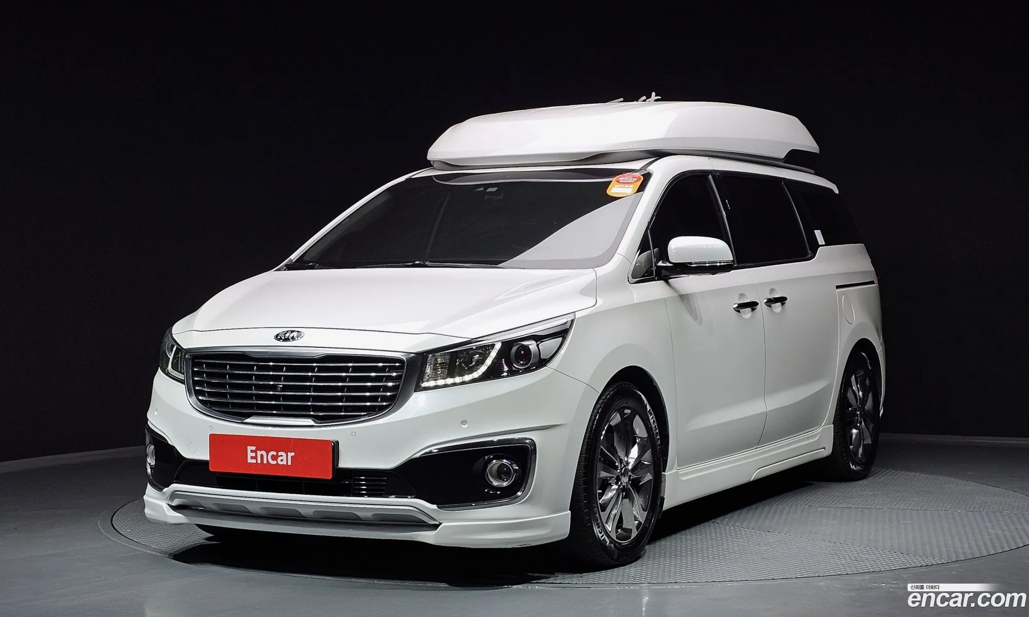 All -New Carnival 9 -Seater High Limousine Noblesse - фотография 10993947