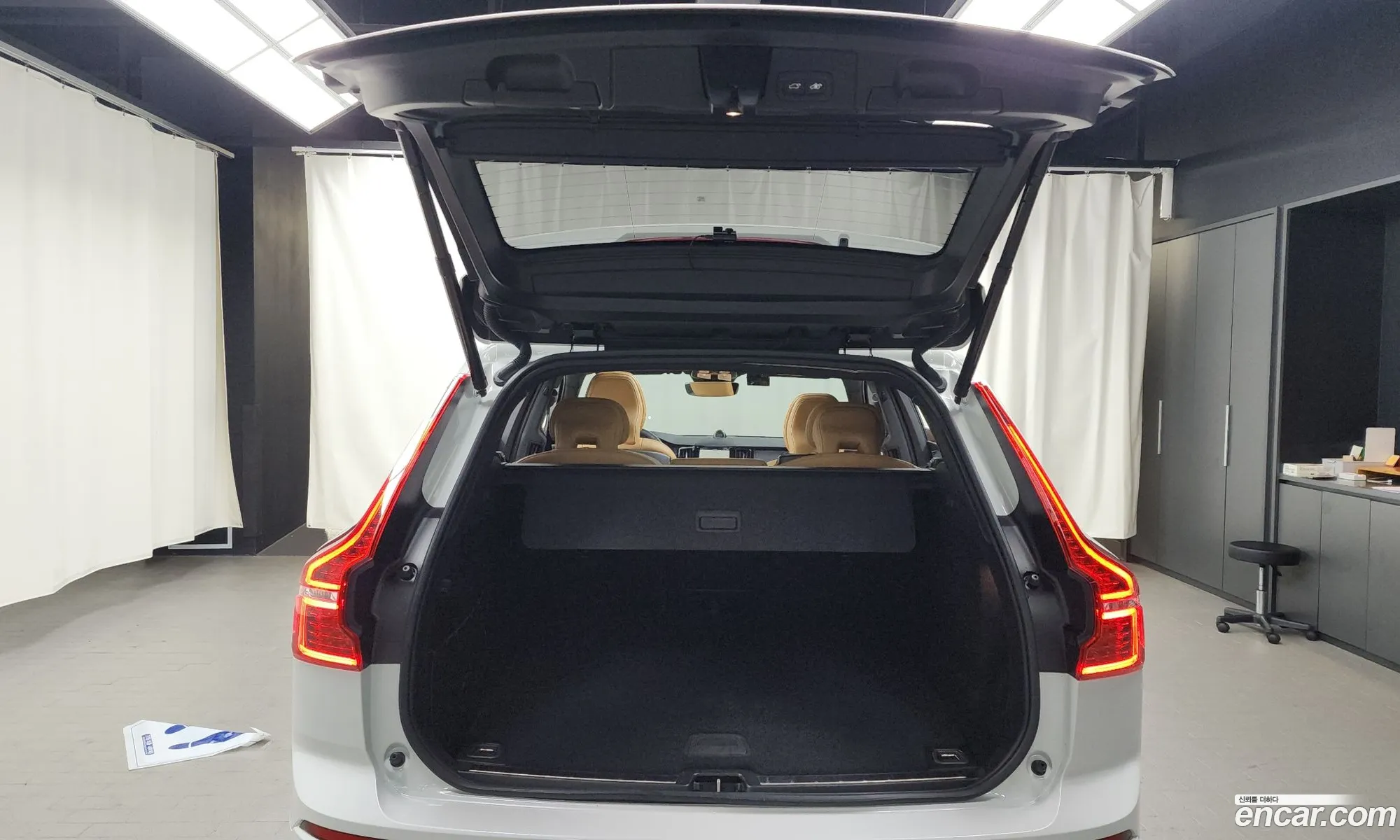 Xc60 2Nd Generation B5 Ultimate Bright - фотография 4828386