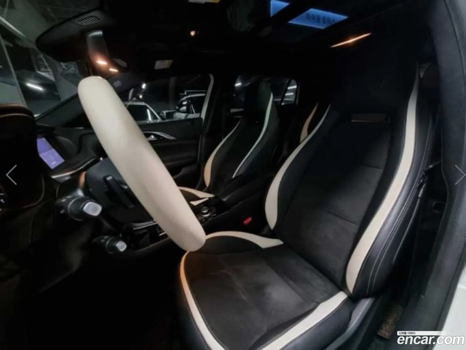 Infiniti Q30 20 Premium 2018 - фотография 3583022