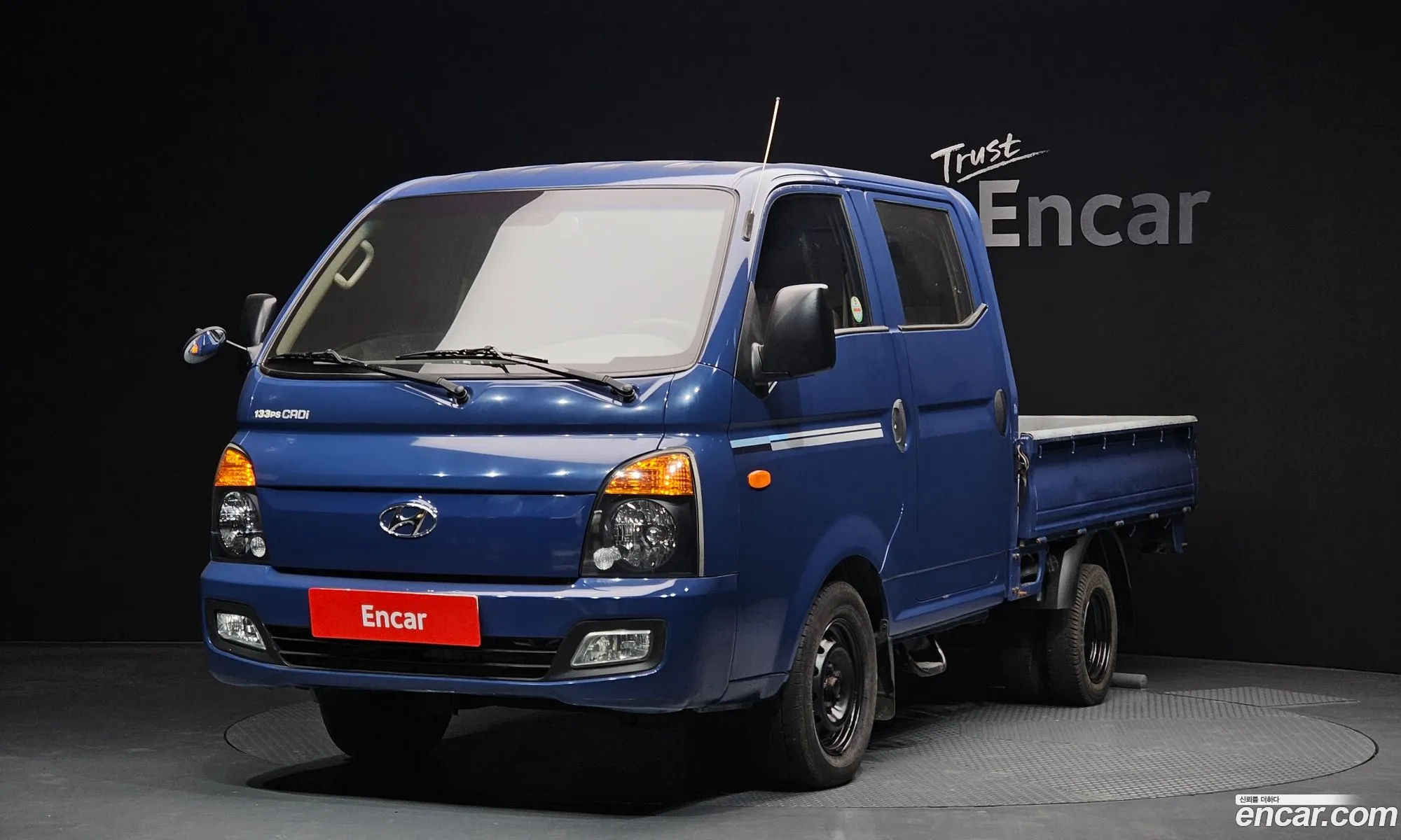Grand Starex 3 -Seater Van Cvx Luxury - фотография 522623