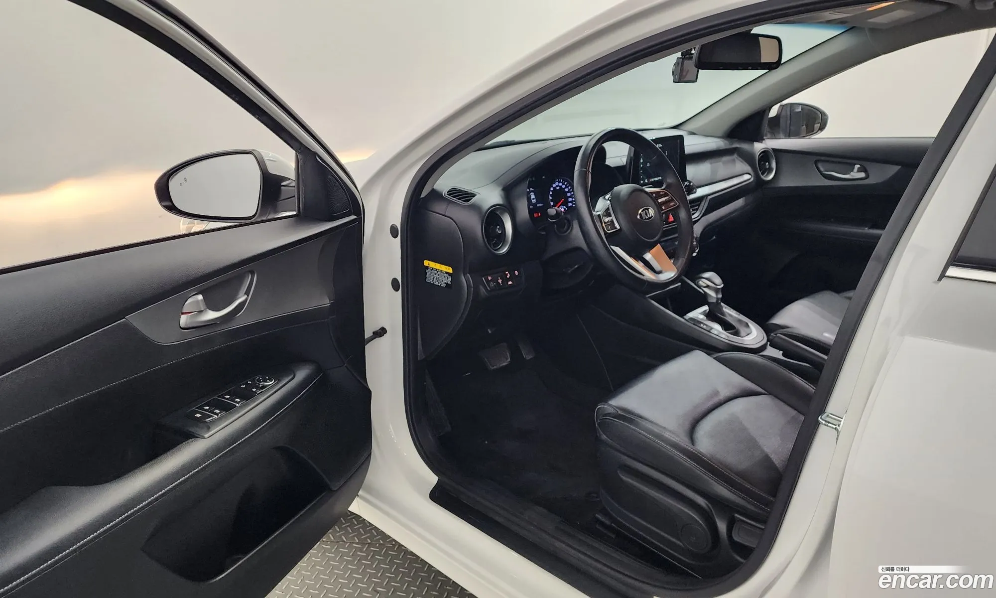 Korex Auto Trade - фотография 16348745