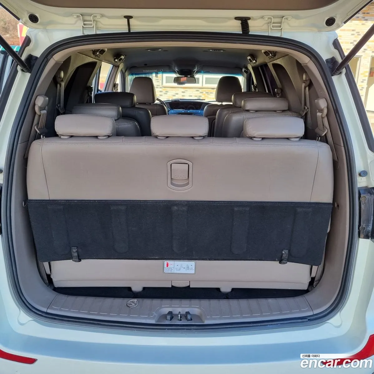 Korando Turismo 4Wd Rx 11 -Seater - фотография 251476