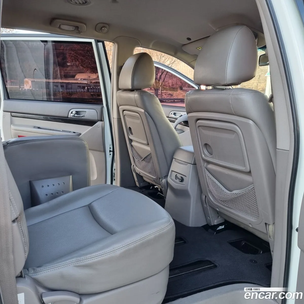 Korando Turismo 4Wd Rx 11 -Seater - фотография 251475