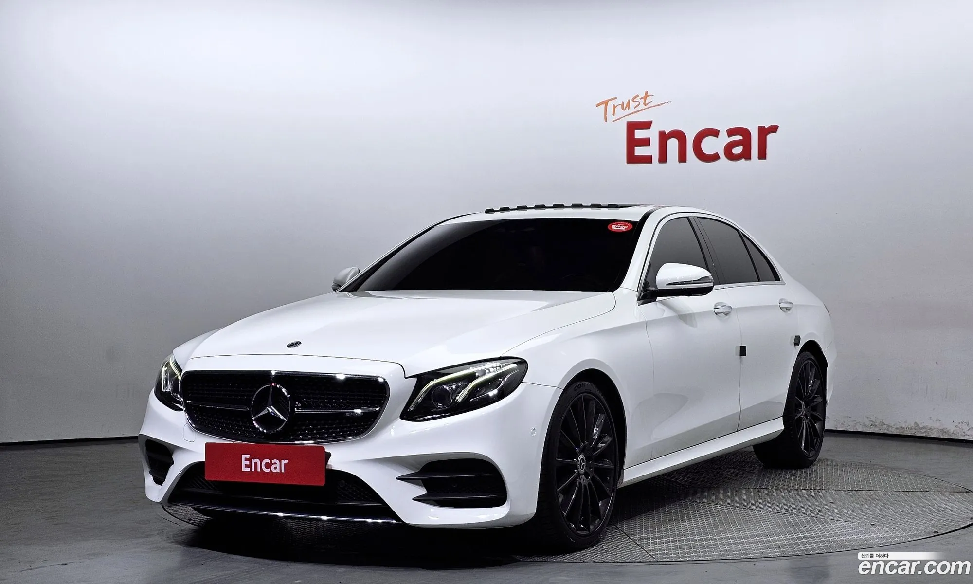 E-Class W213 E300 4Matic Amg Line - фотография 11949245