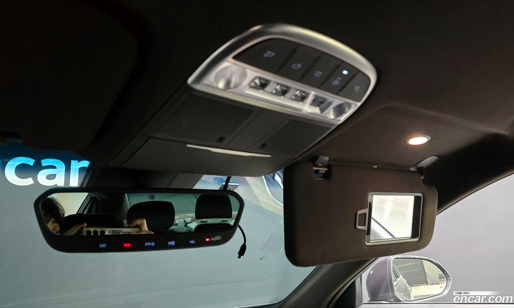 G90 33 T Awd Premium Luxury - фотография 12799357