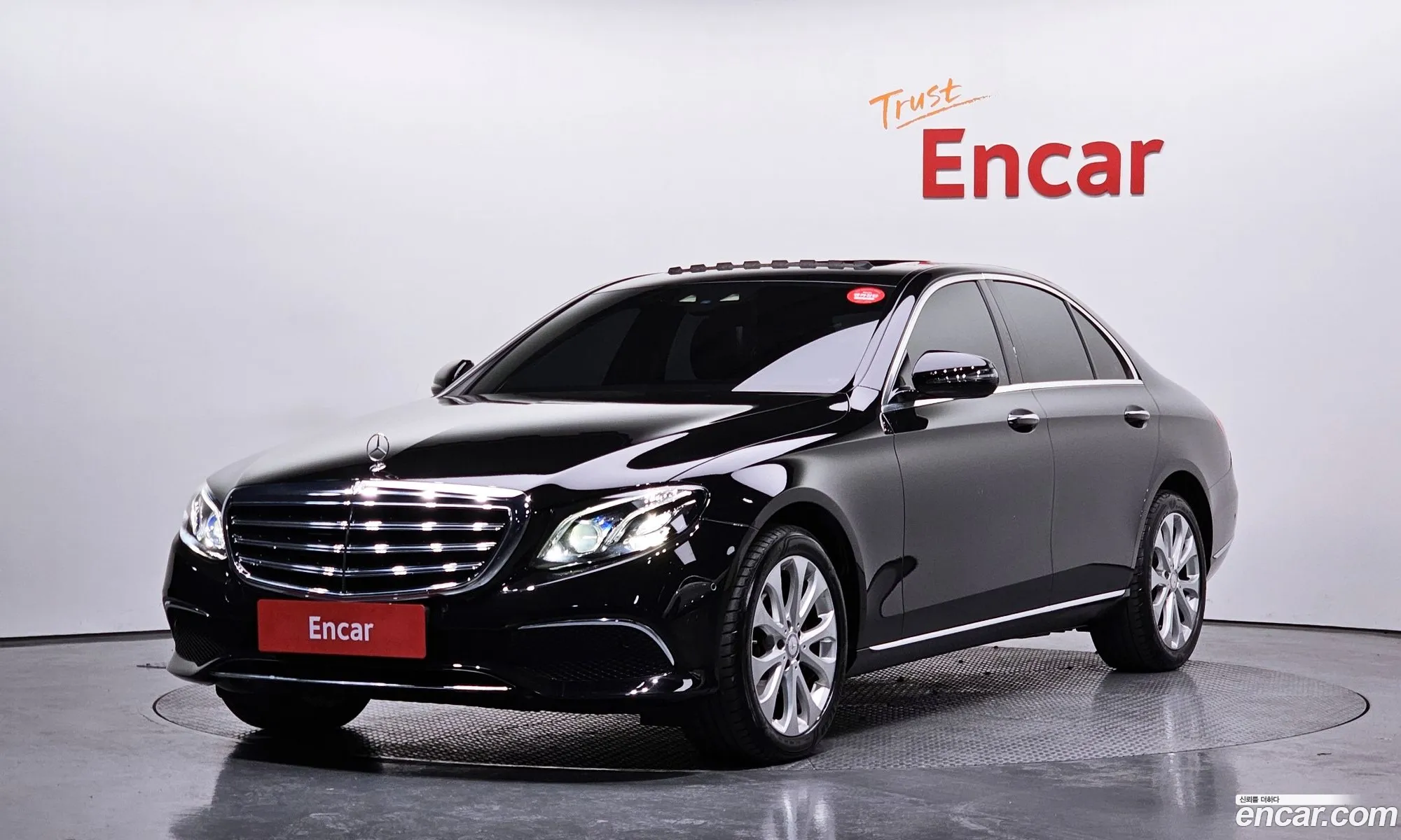 E-Class W213 E220D Exclusive - фотография 1723987