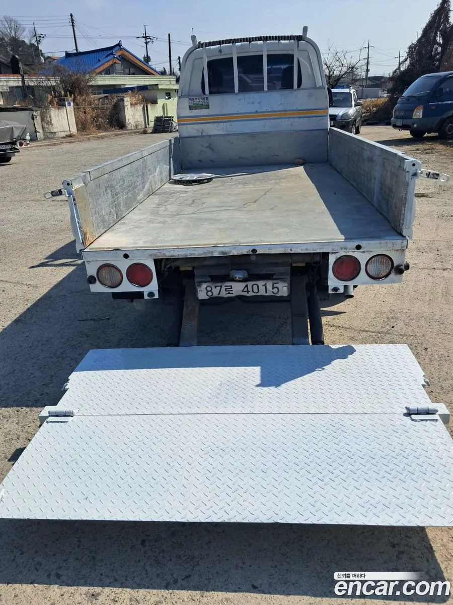 Bongo Iii Power Gate 1 Ton Standard Cap Crdi - фотография 11064699