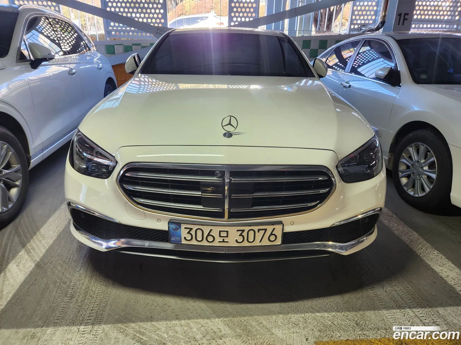 Mercedes-Benz E-Klasse E220D 4Matic Exclusive 2021 - фотография 1987975