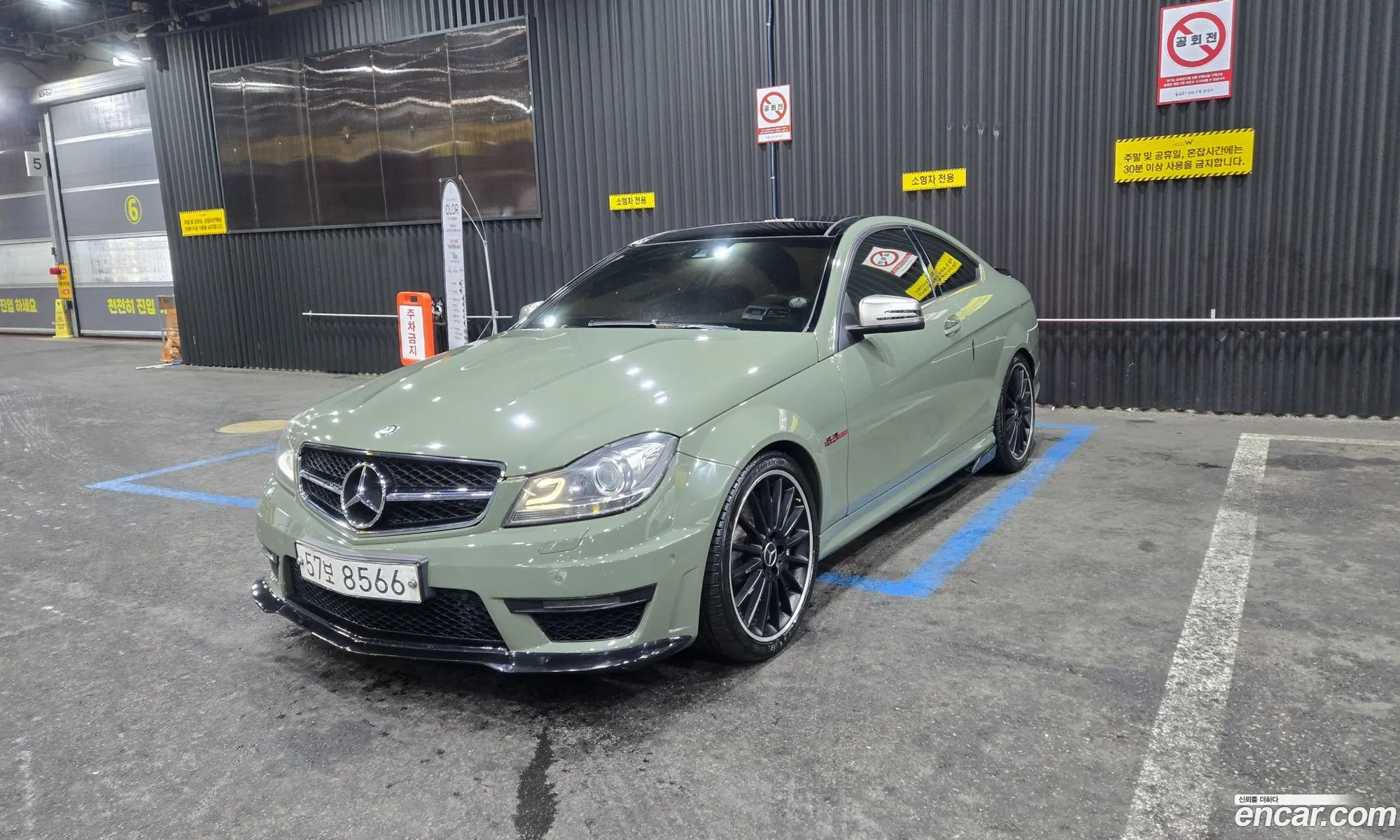 C-Class W204 C63 Amg Coupe - фотография 1996313