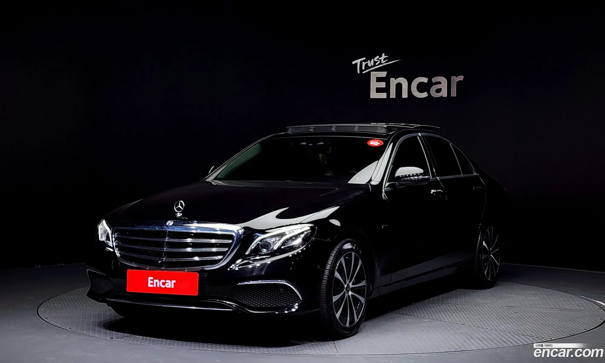 E-Class W213 E300E Exclusive - фотография 1704938