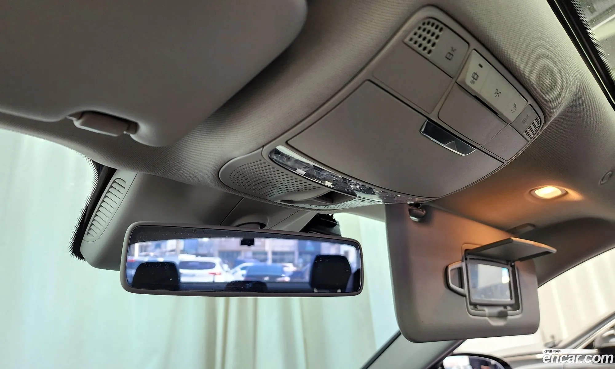 E-Class W213 E200 Avant-Garde - фотография 1648857