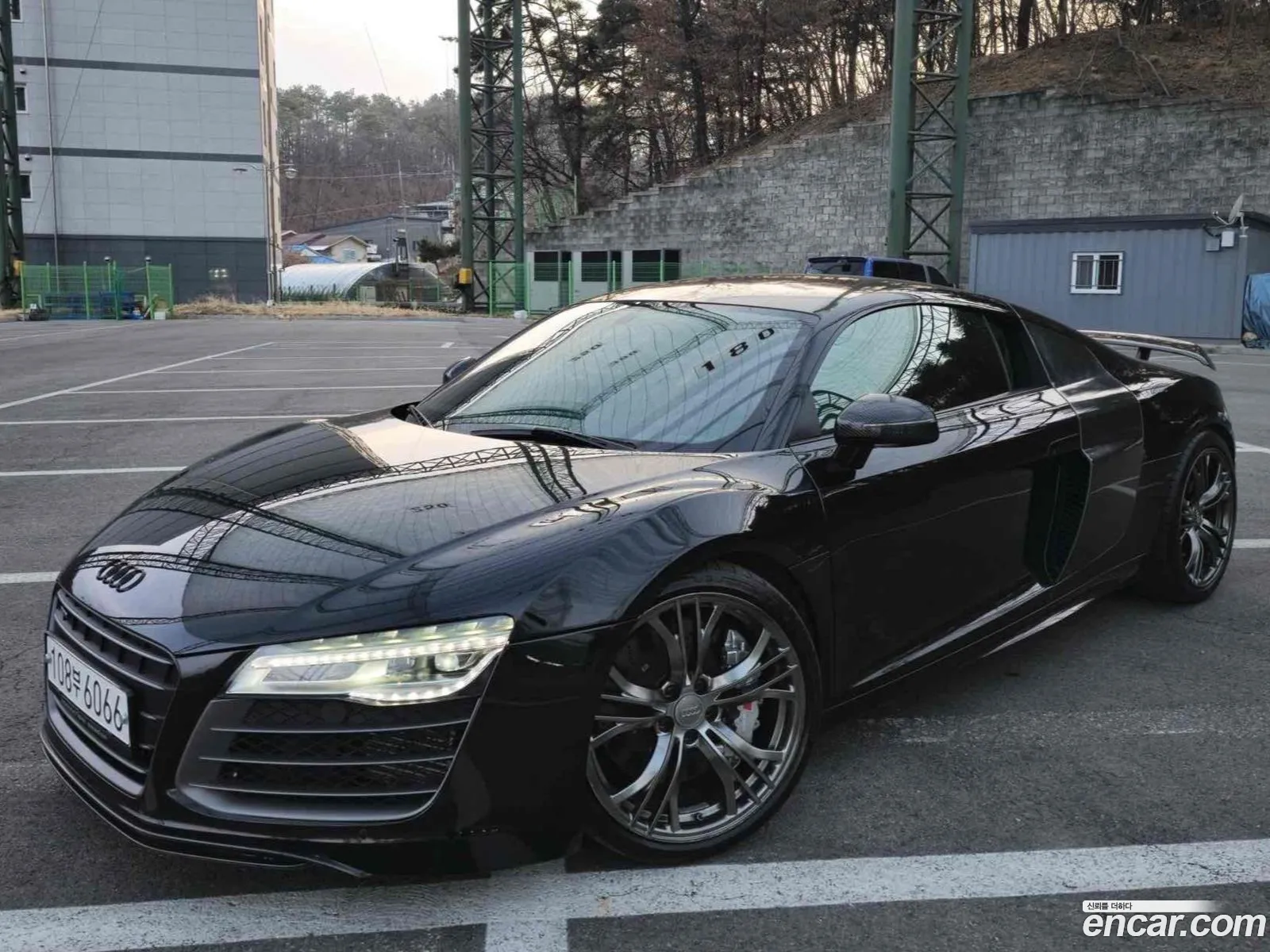 R8 52 V10 Coupe - фотография 439103