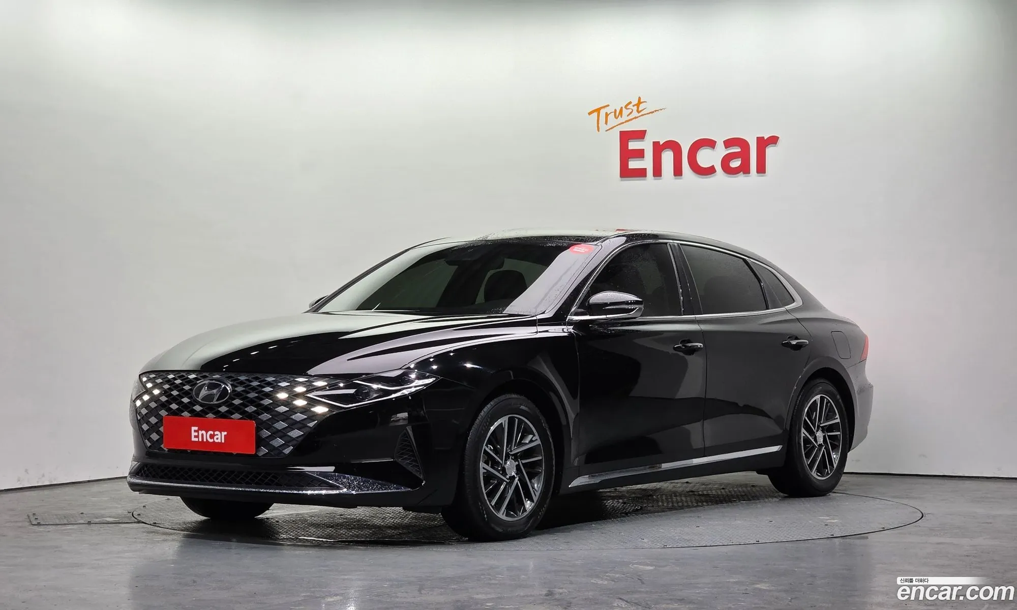 The New Grandeur Ig 30 Lpi Rent -A -Car Premium - фотография 11857699