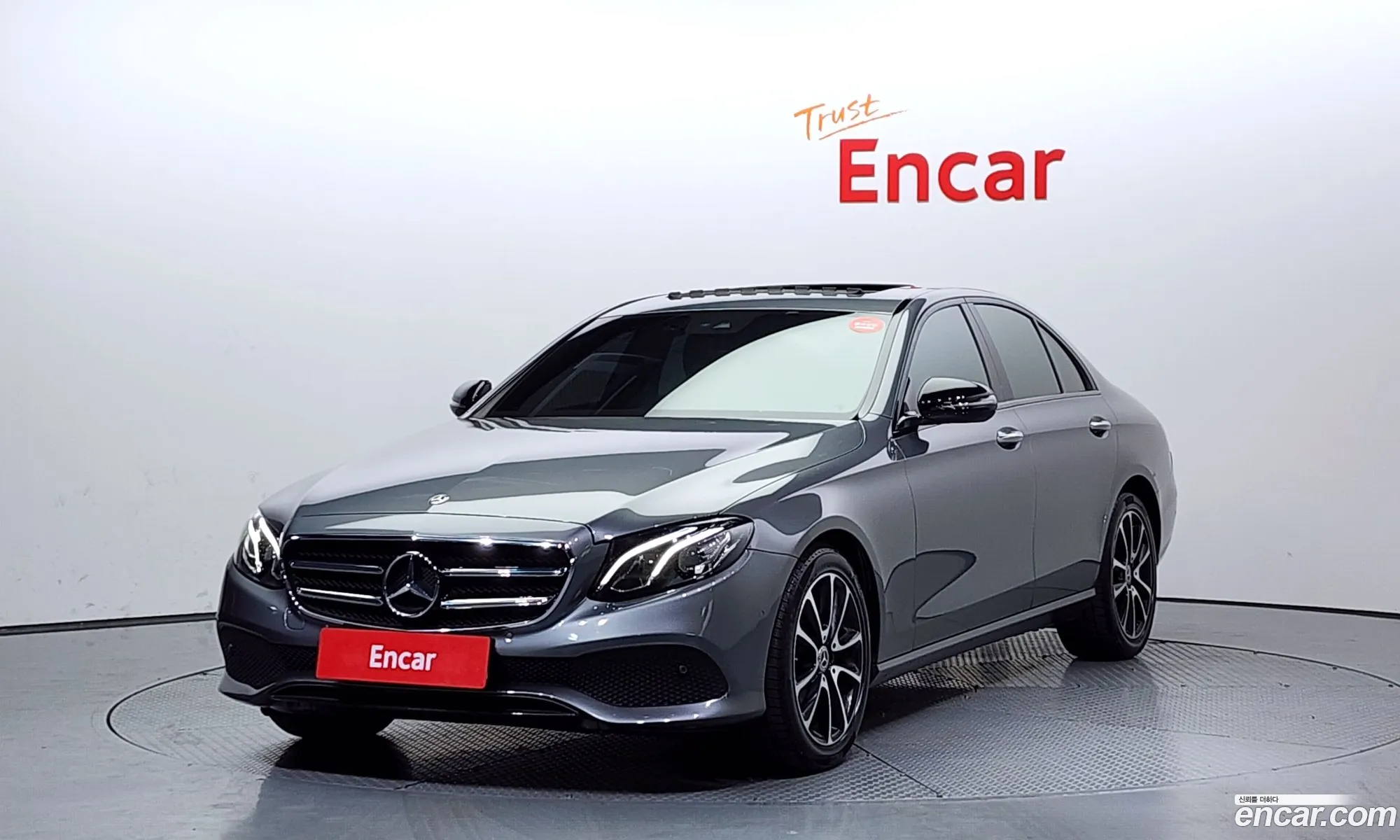 E-Class W213 E250 Avant-Garde - фотография 1463111