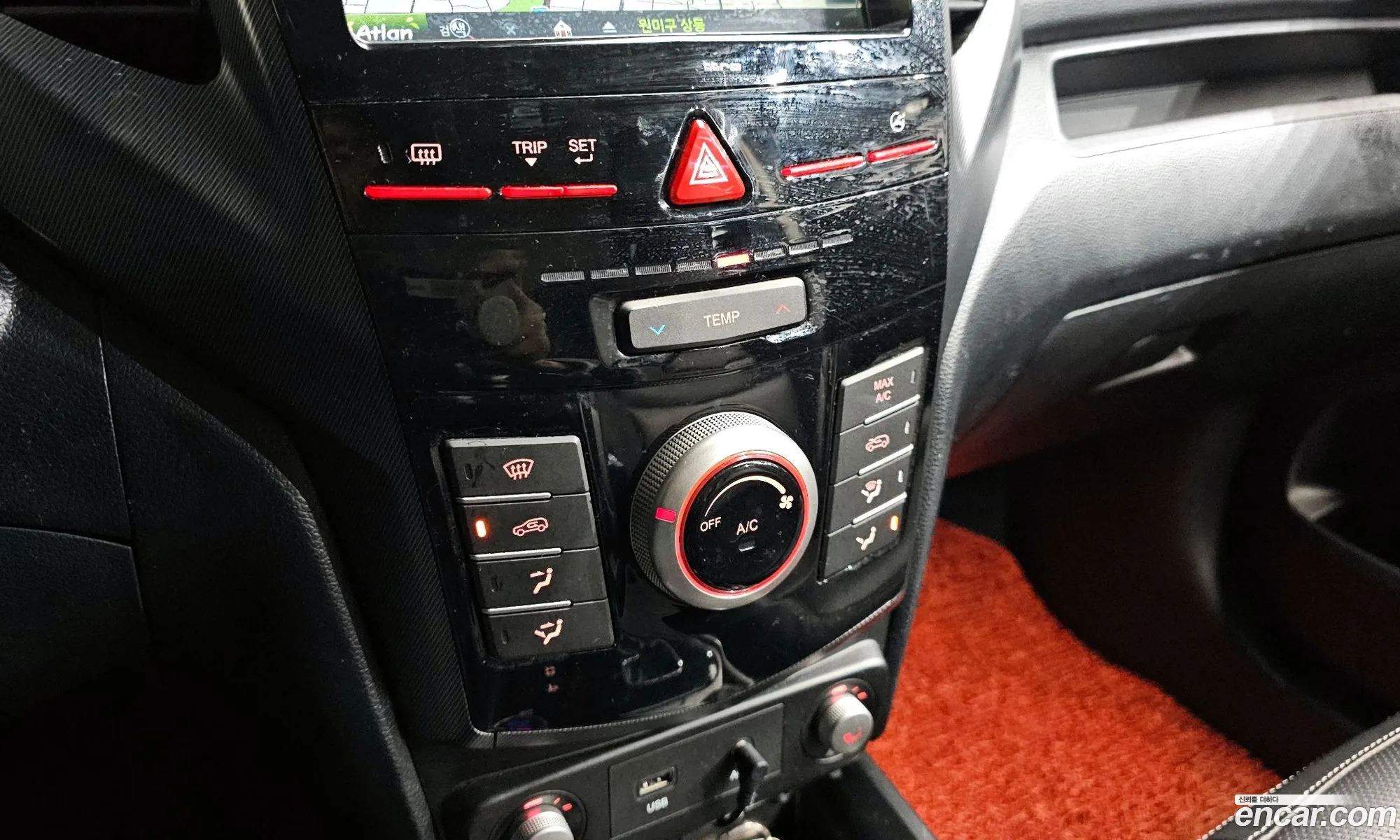 Tivoli Diesel Lx 2Wd - фотография 258728