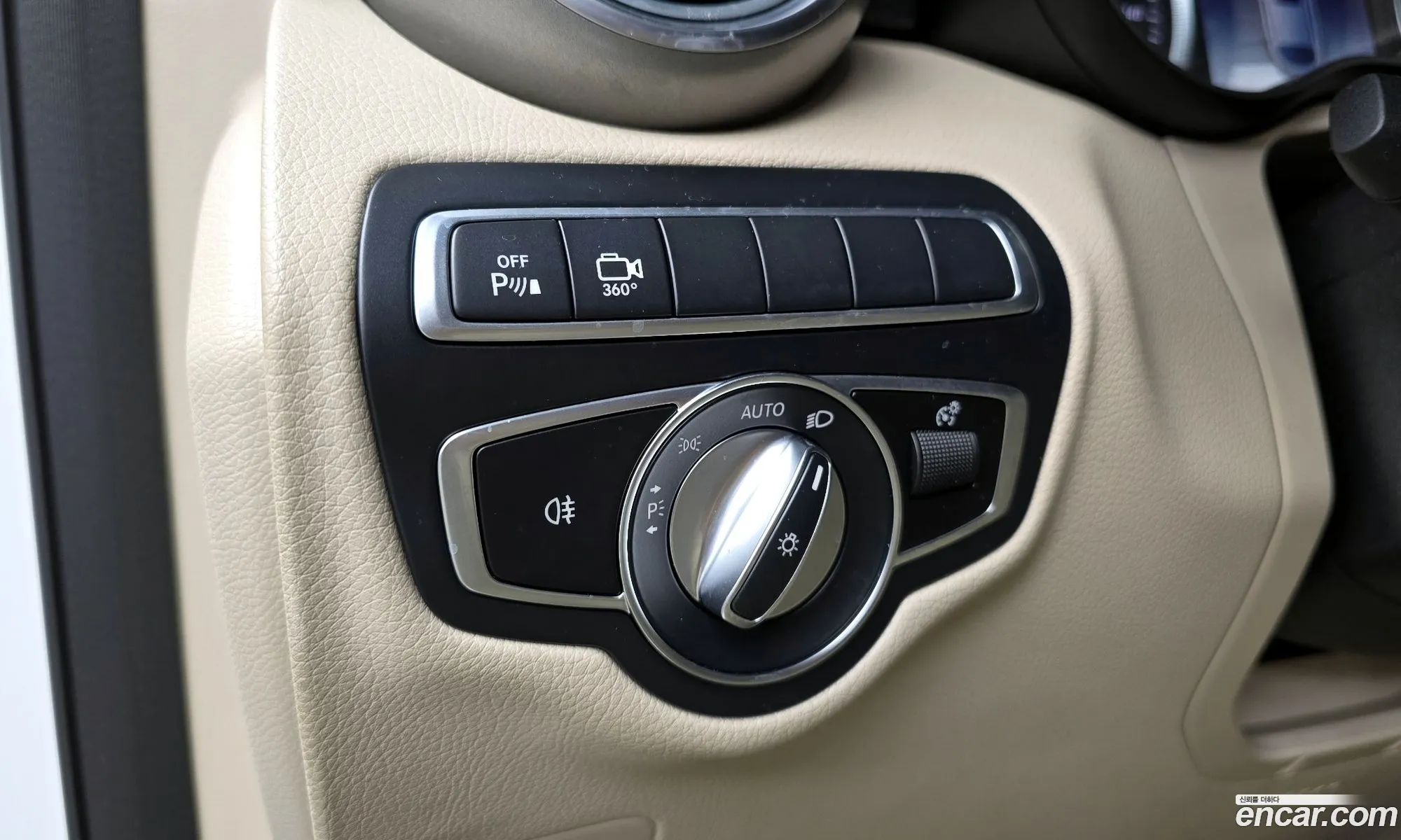 Glc-Class X253 Glc300 4Matic Coupe - фотография 13840415